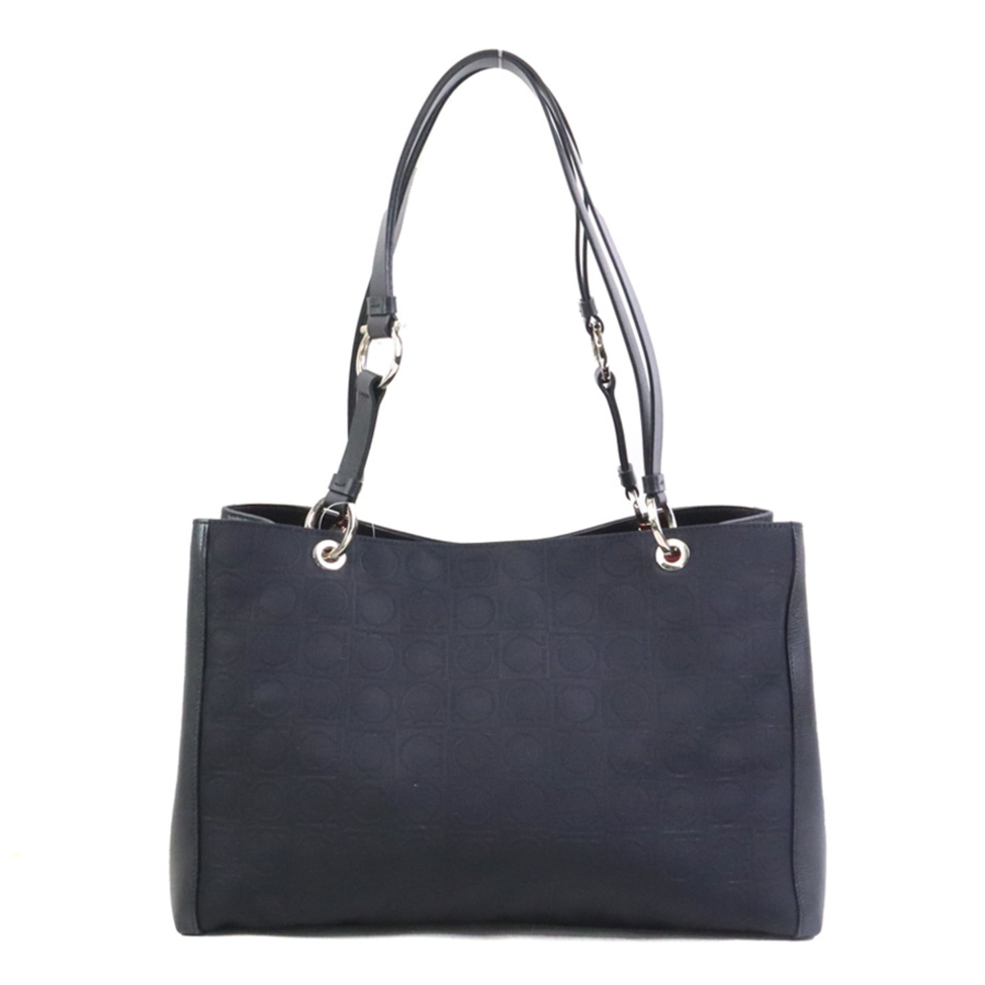 Salvatore Ferragamo Black Nylon Canvas Leather Shoulder Bag (Pre-Owned)
