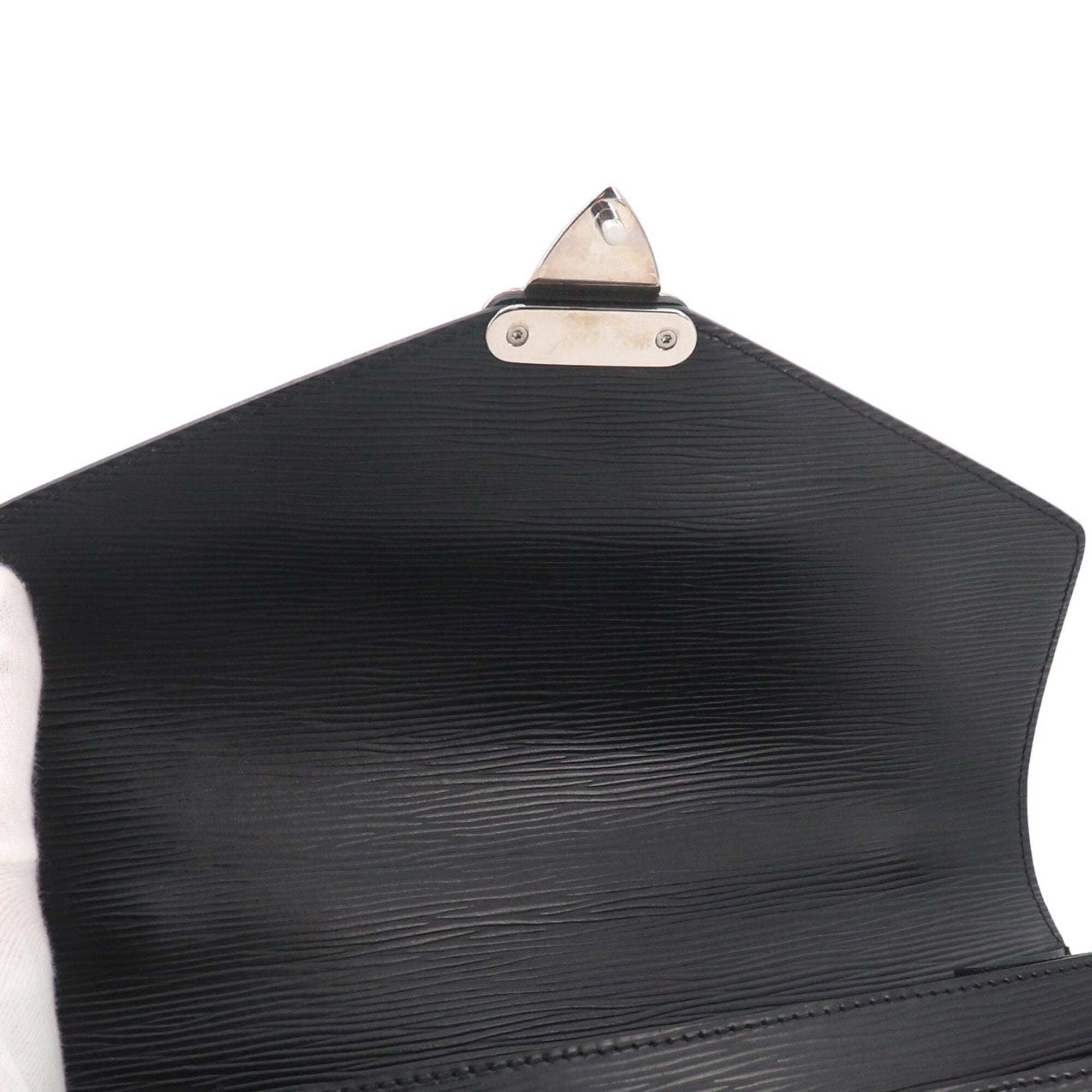 Louis Vuitton Black Noir Epi Leather Handbag (Pre-Owned)