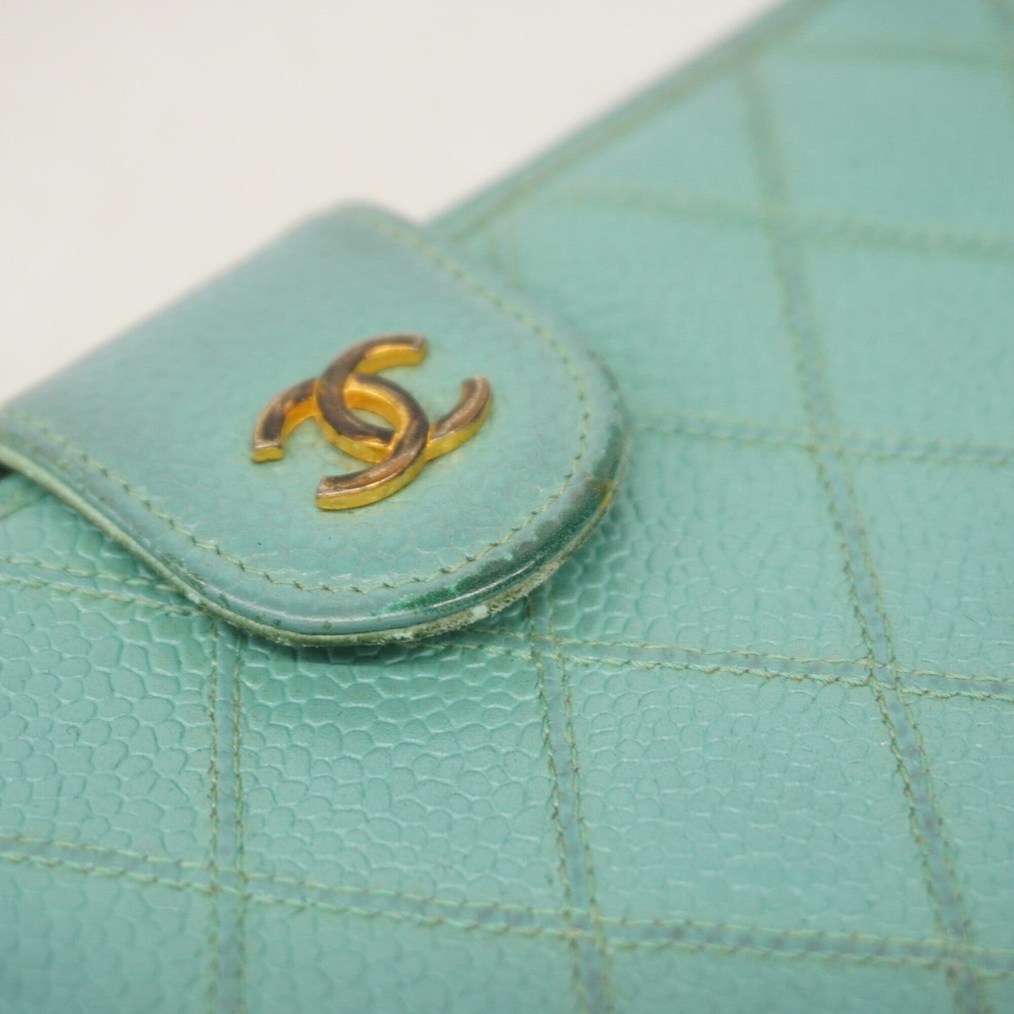 Chanel Green Grained Calfskin Long Wallet (Bi-Fold) (Pre-Owned)