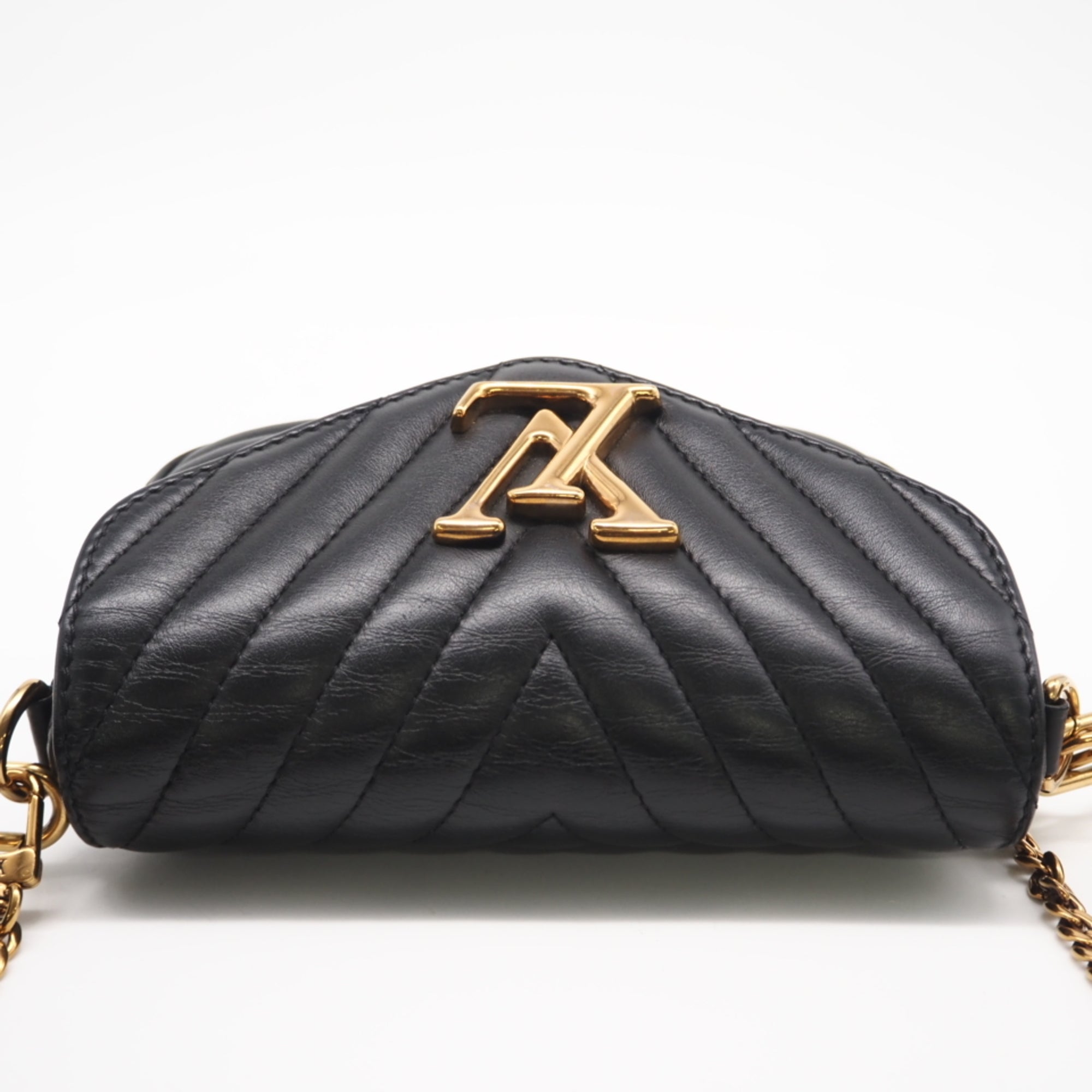Louis Vuitton Black Leather Pochette Shoulder Bag (Pre-Owned)
