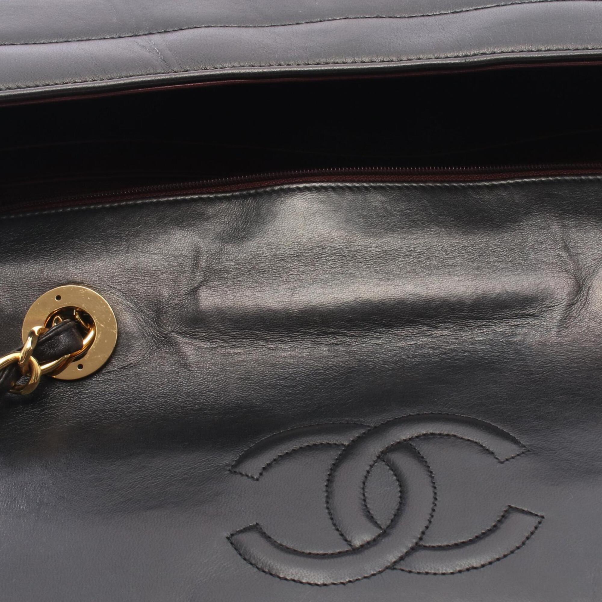 Chanel Black Leather Handbag Shoulder Bag (Pre-Owned)