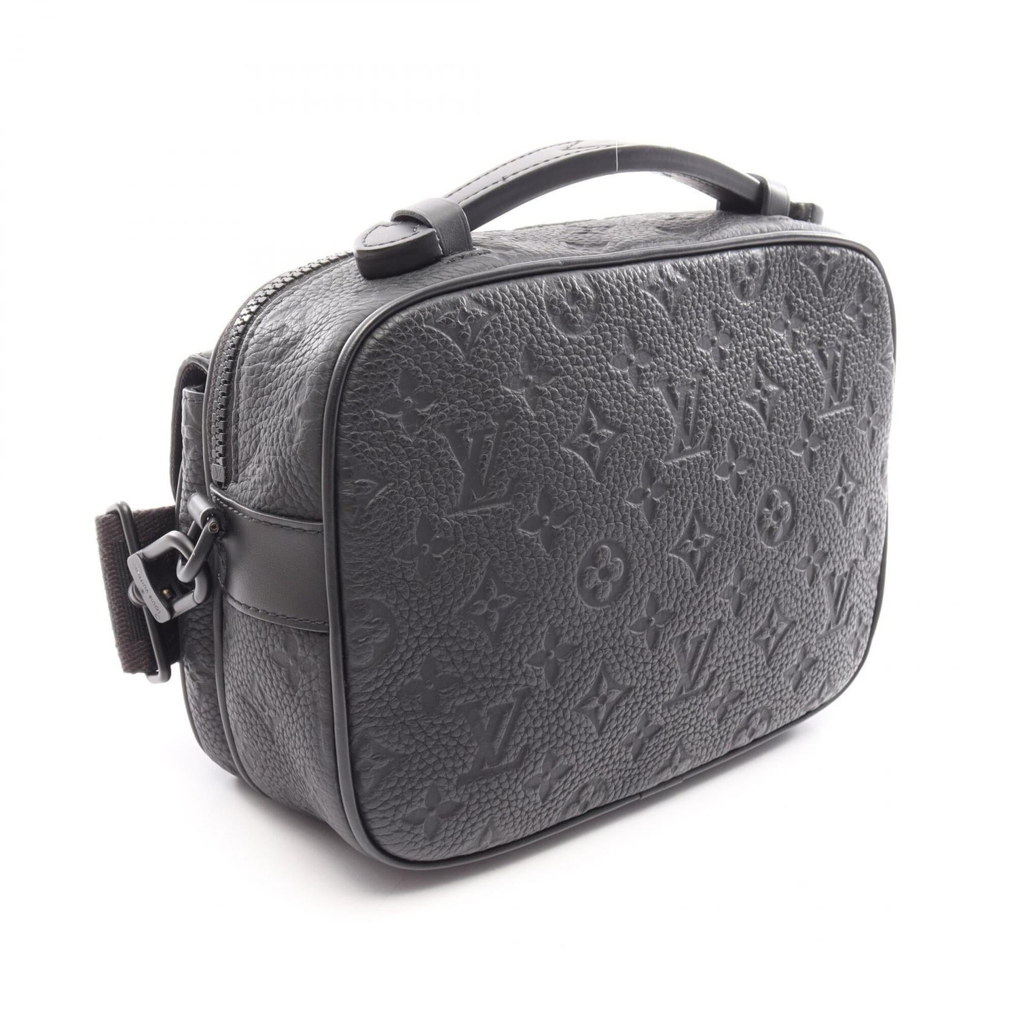 Louis Vuitton Black Leather Handbag (Pre-Owned)
