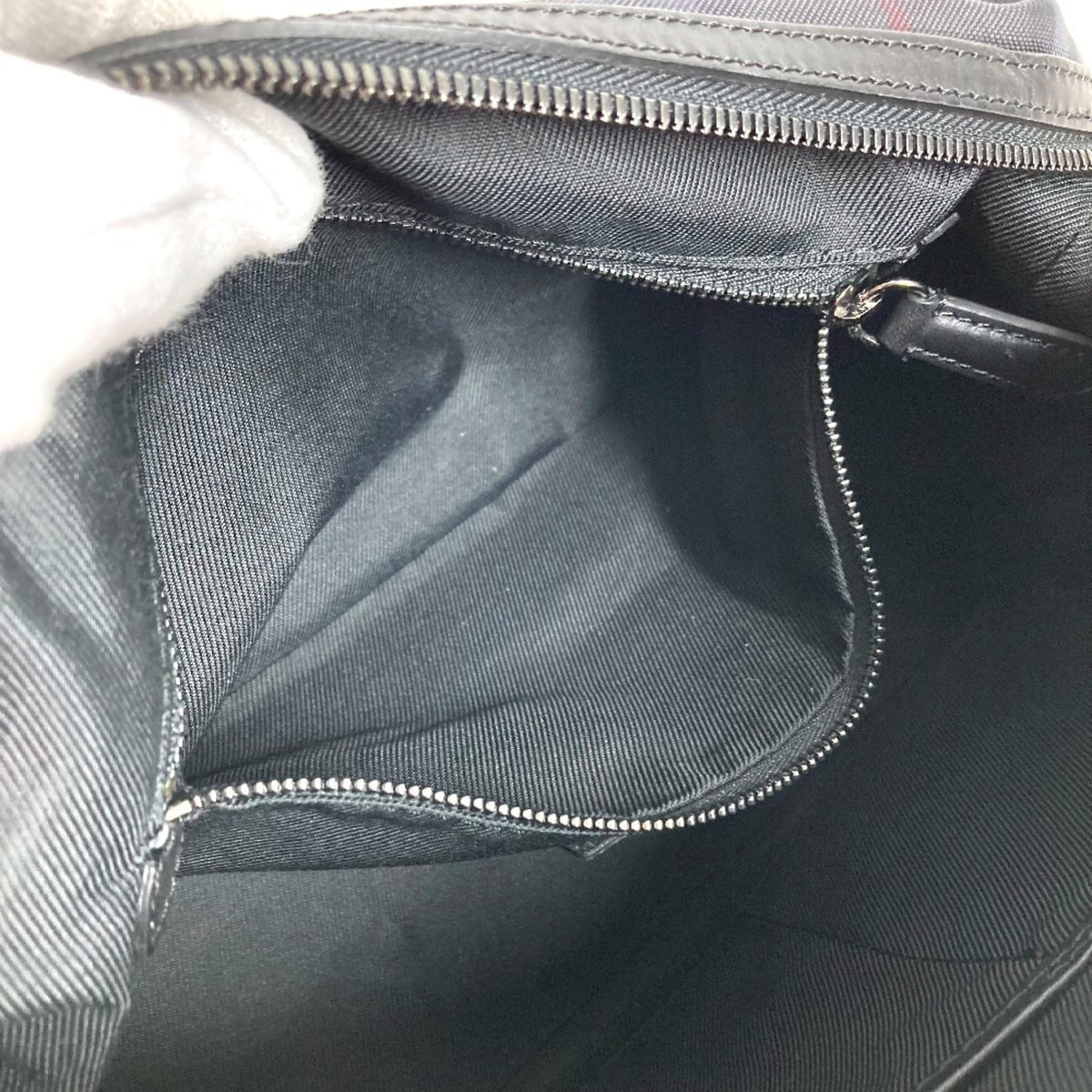 Burberry Black Nylon Canvas Leather Clutch Bag Handbag Pouch (Pre-Owned)