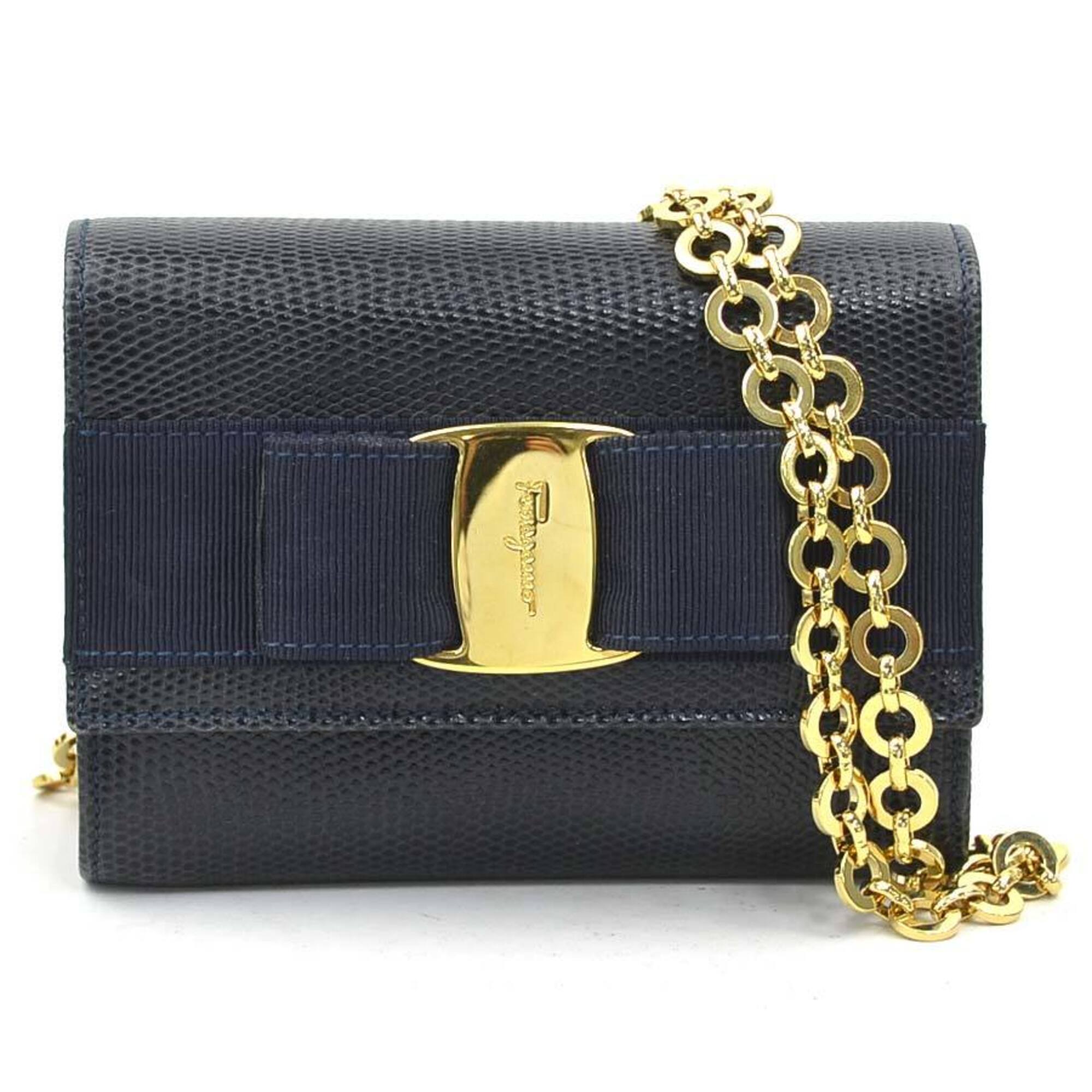 Salvatore Ferragamo Navy Leather Shoulder Bag (Pre-Owned)