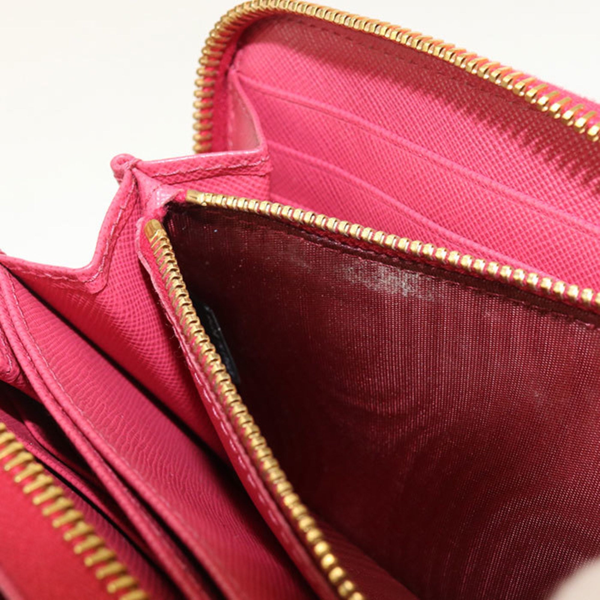 Prada Pink Leather Long Wallet (Bi-Fold) (Pre-Owned)