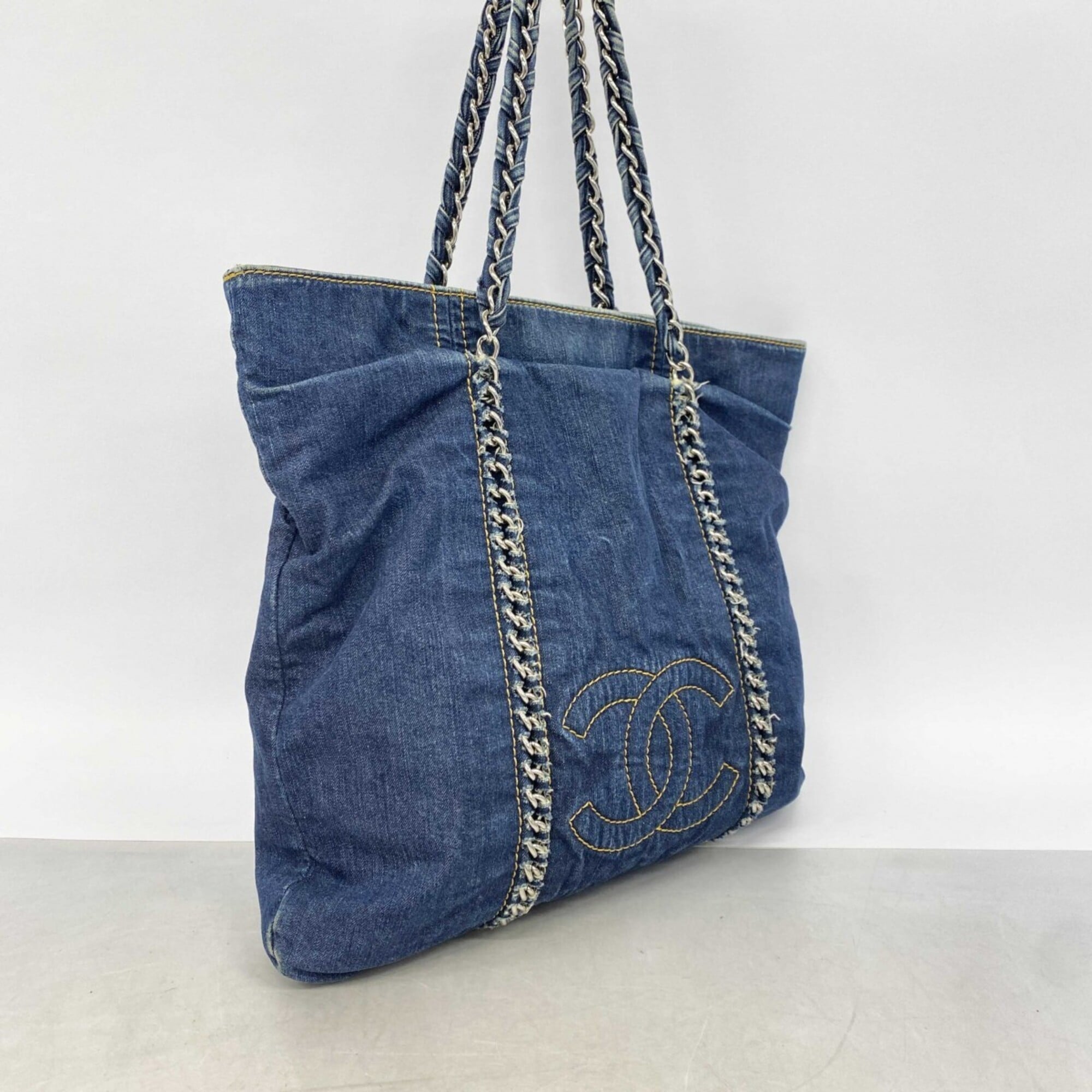 Chanel Navy Denim Tote Bag (Pre-Owned)