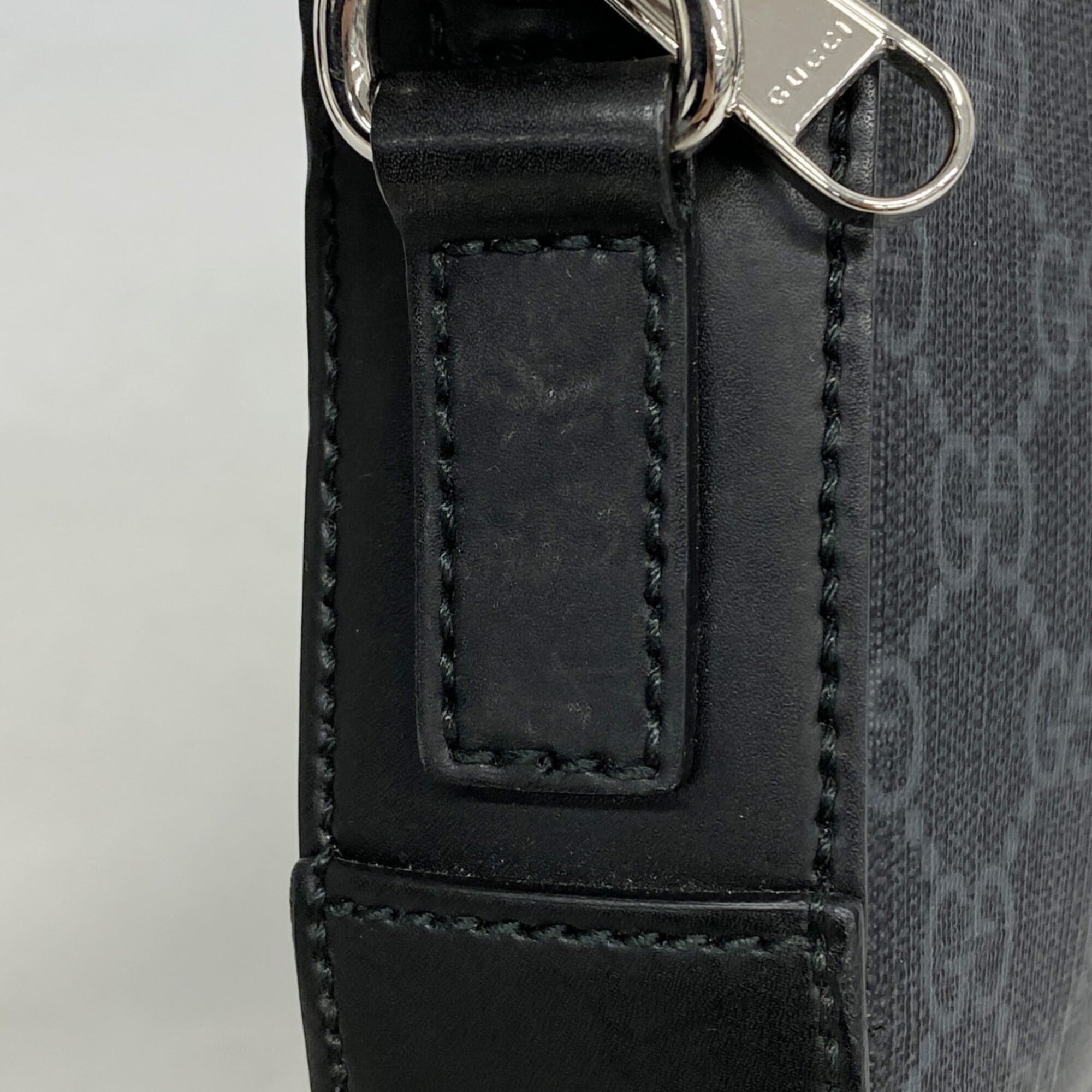 Gucci Black Pvc Clutch Bag (Pre-Owned)