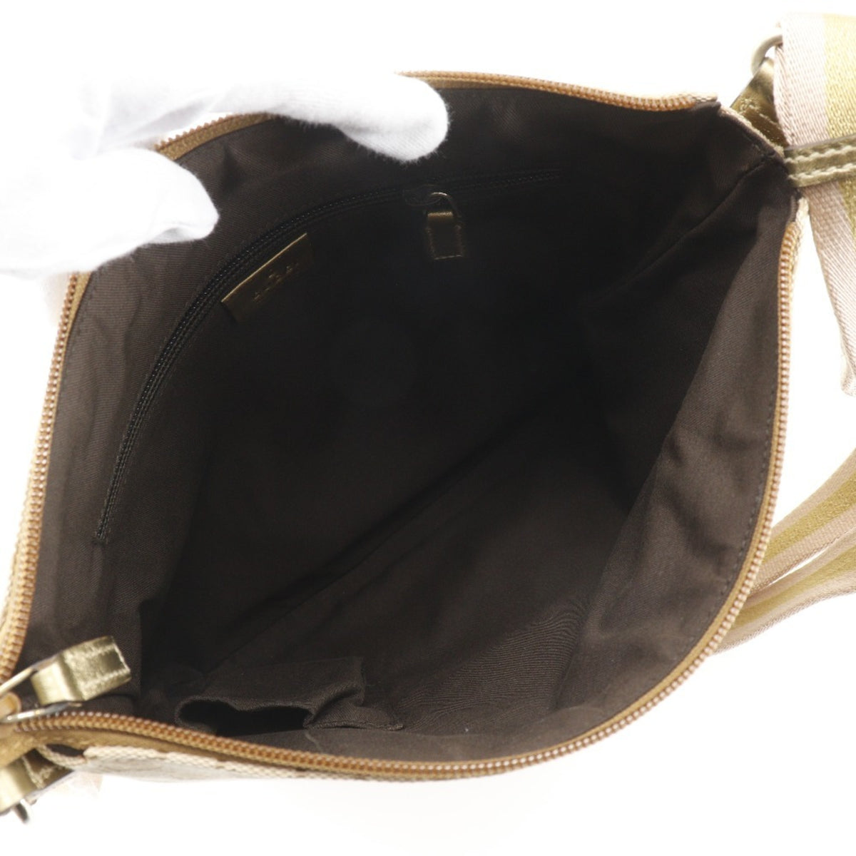 Gucci Gg Canvas Beige Gg Canvas Shoulder Bag (Pre-Owned)