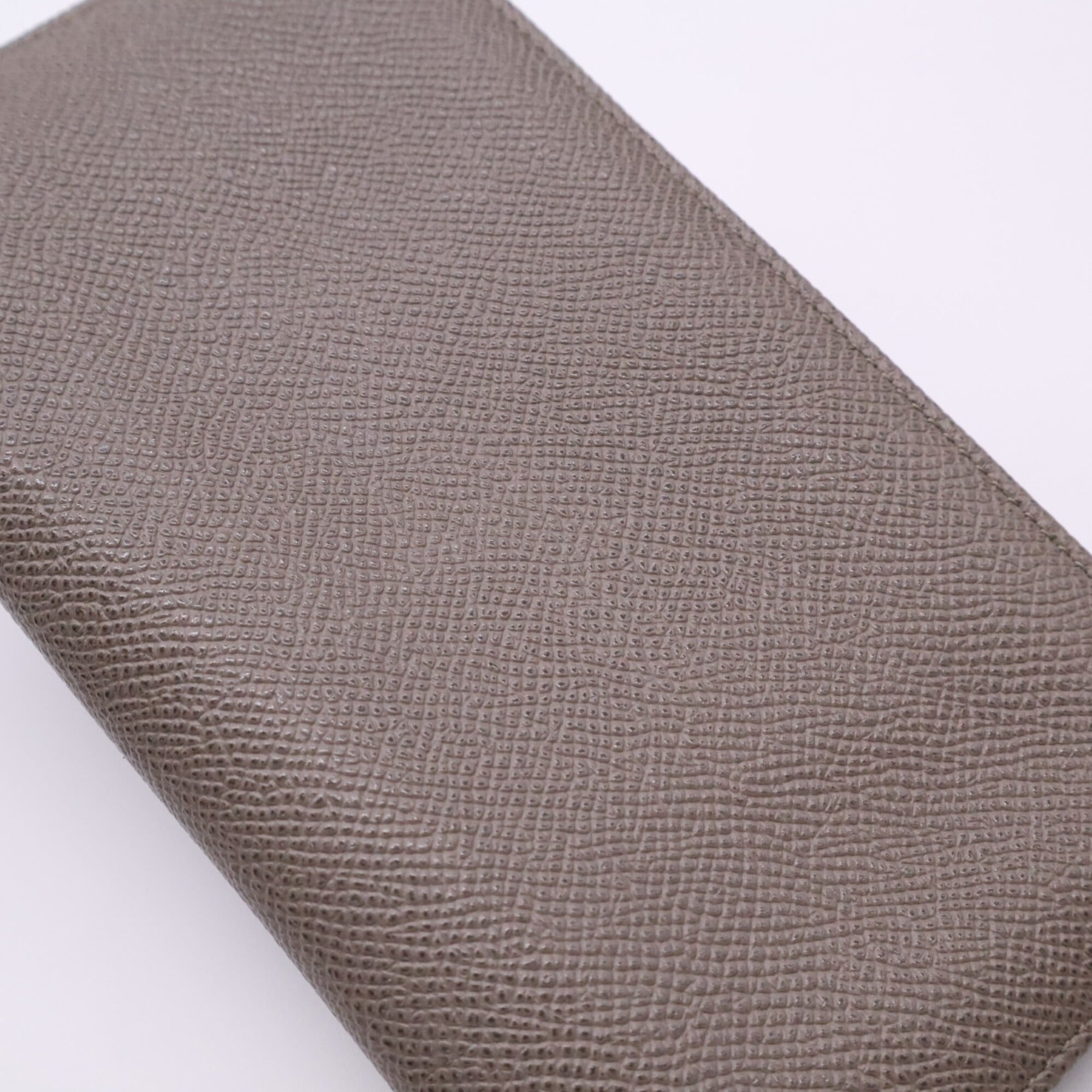 Bvlgari Bvlgari Bvlgari Grayish Long Wallet (Bi-Fold) (Pre-Owned)