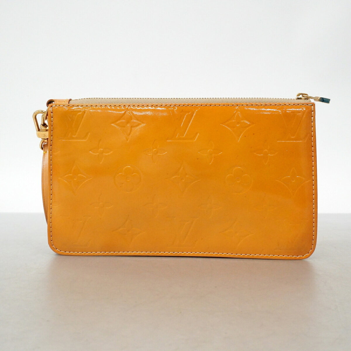 Louis Vuitton Beige Pouch (Pre-Owned)