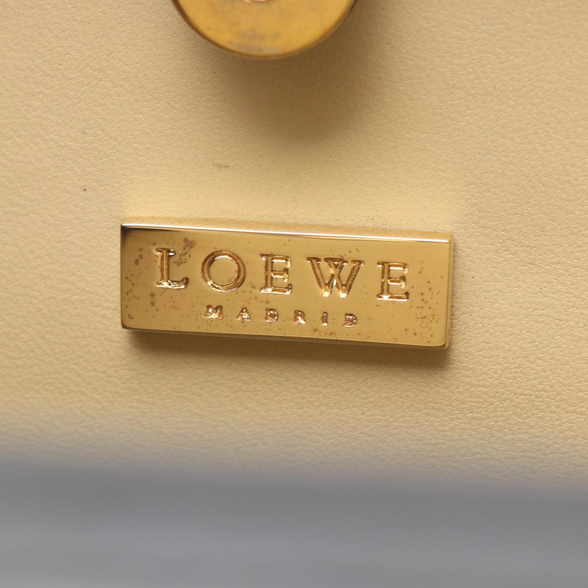 Loewe Black Leather Handbag (Pre-Owned)