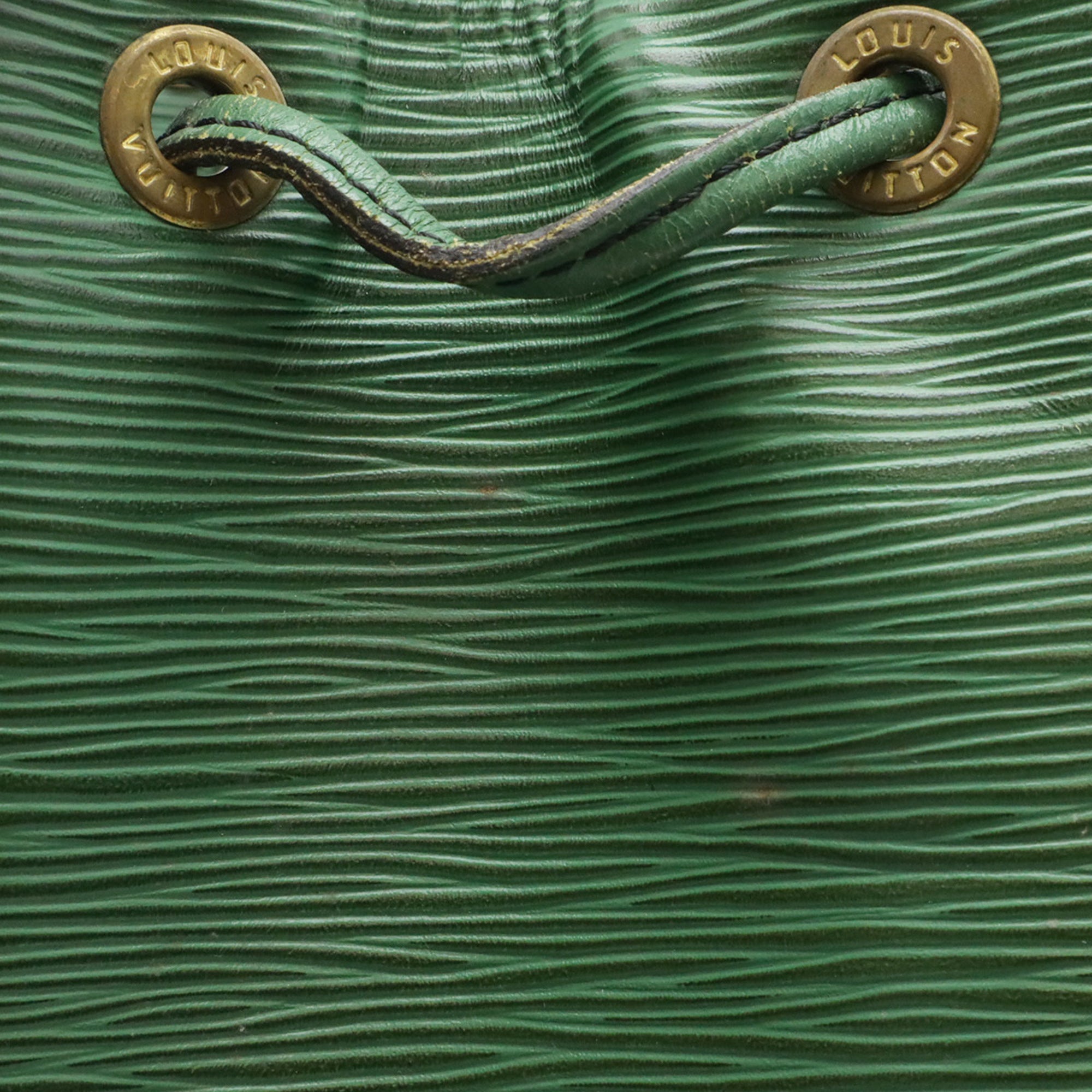 Louis Vuitton Borneo Green Green Epi Leather Shoulder Bag (Pre-Owned)