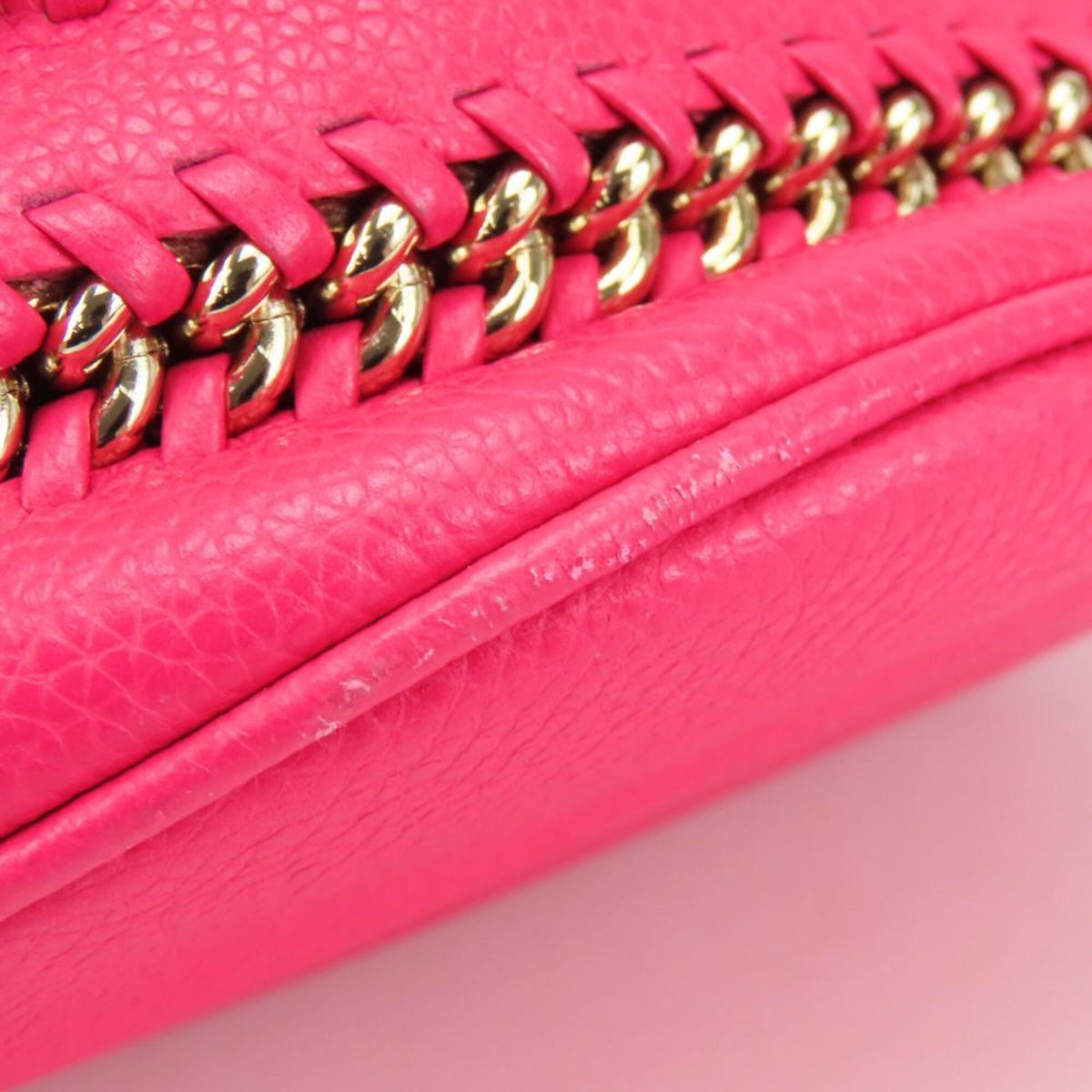 Coach Pink Leather Shoulder Bag (Pre-Owned)