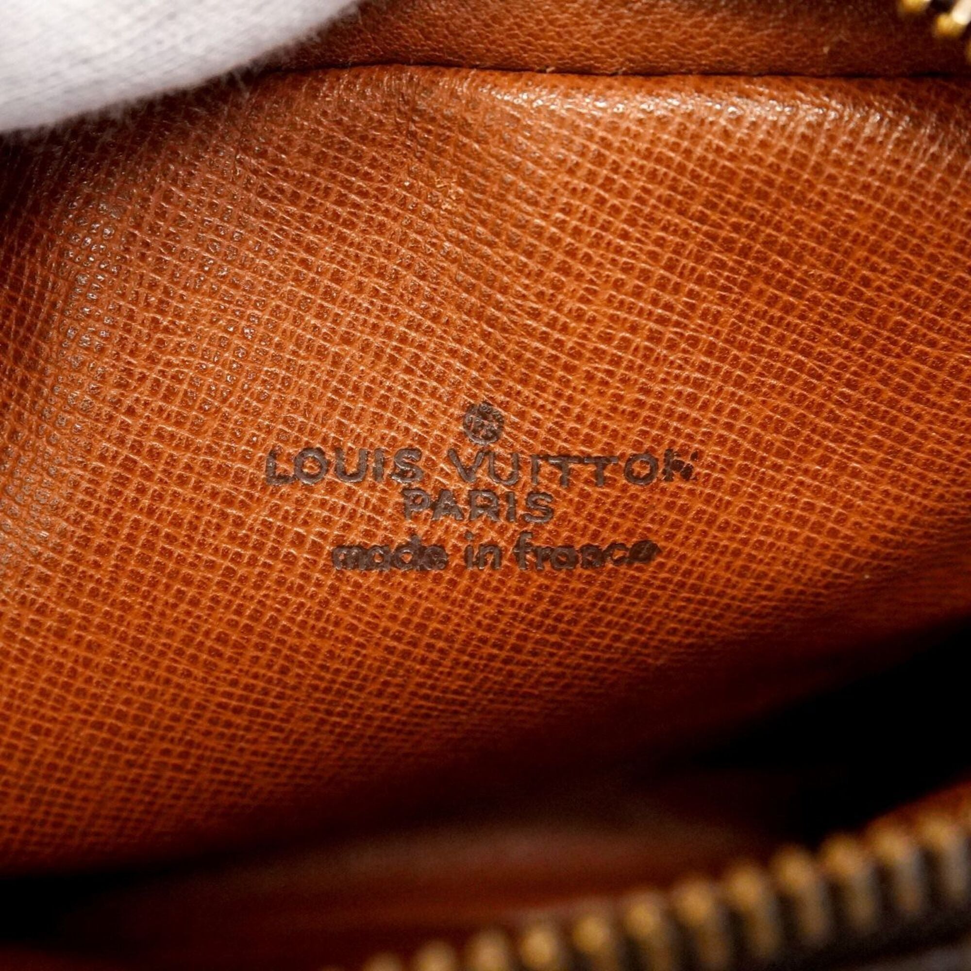 Louis Vuitton Brown Shoulder Bag (Pre-Owned)