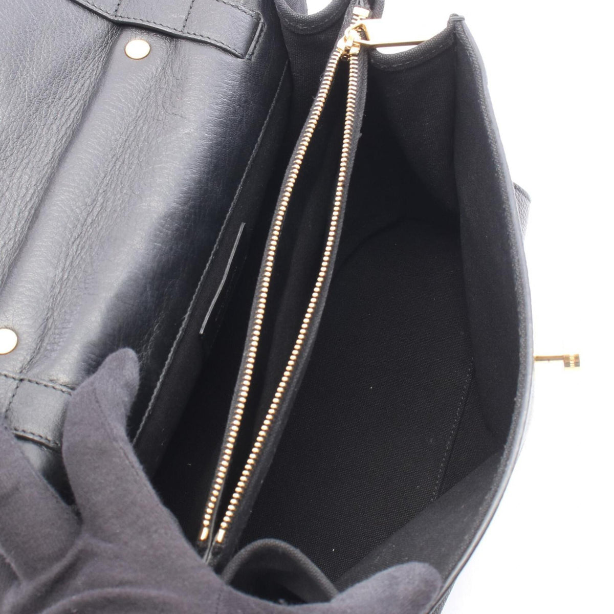 Yves Saint Laurent Black Leather Handbag (Pre-Owned)