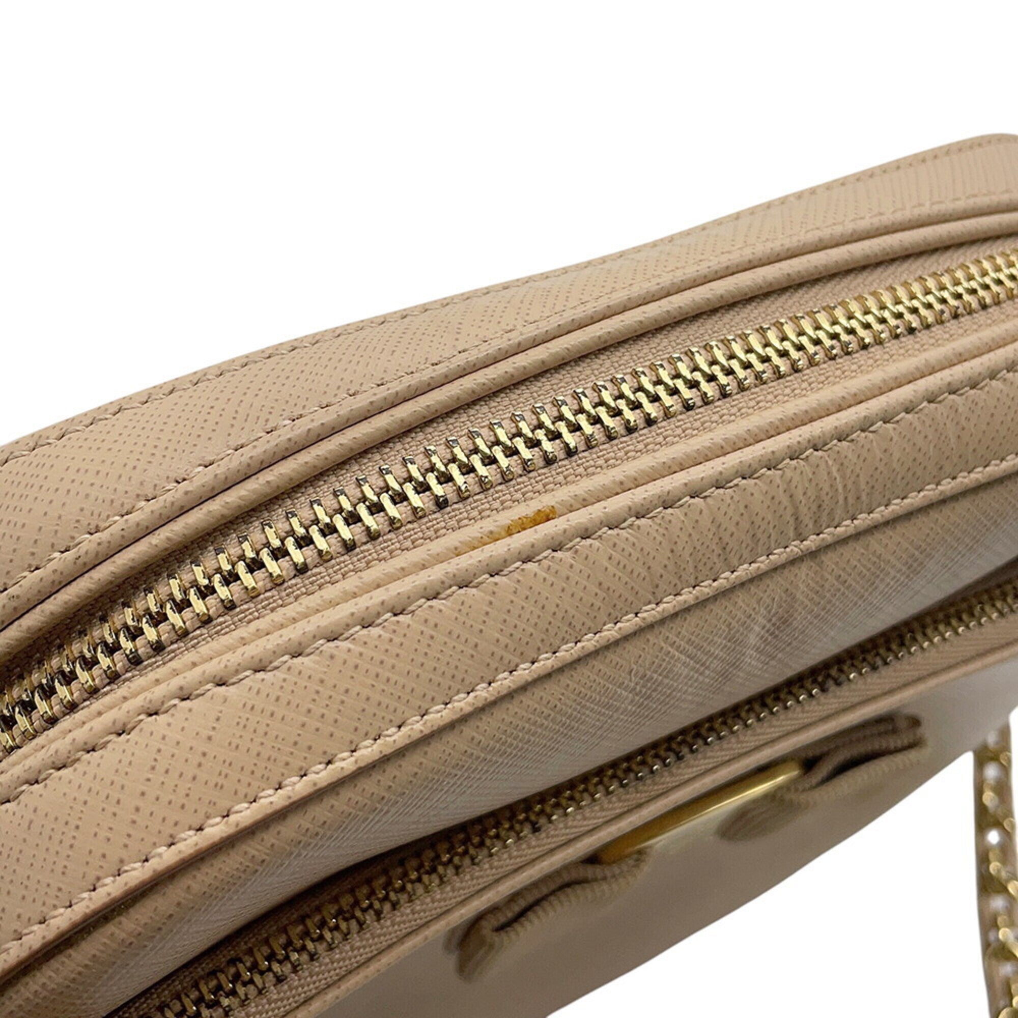 Salvatore Ferragamo Beige Leather Handbag Shoulder Bag (Pre-Owned)