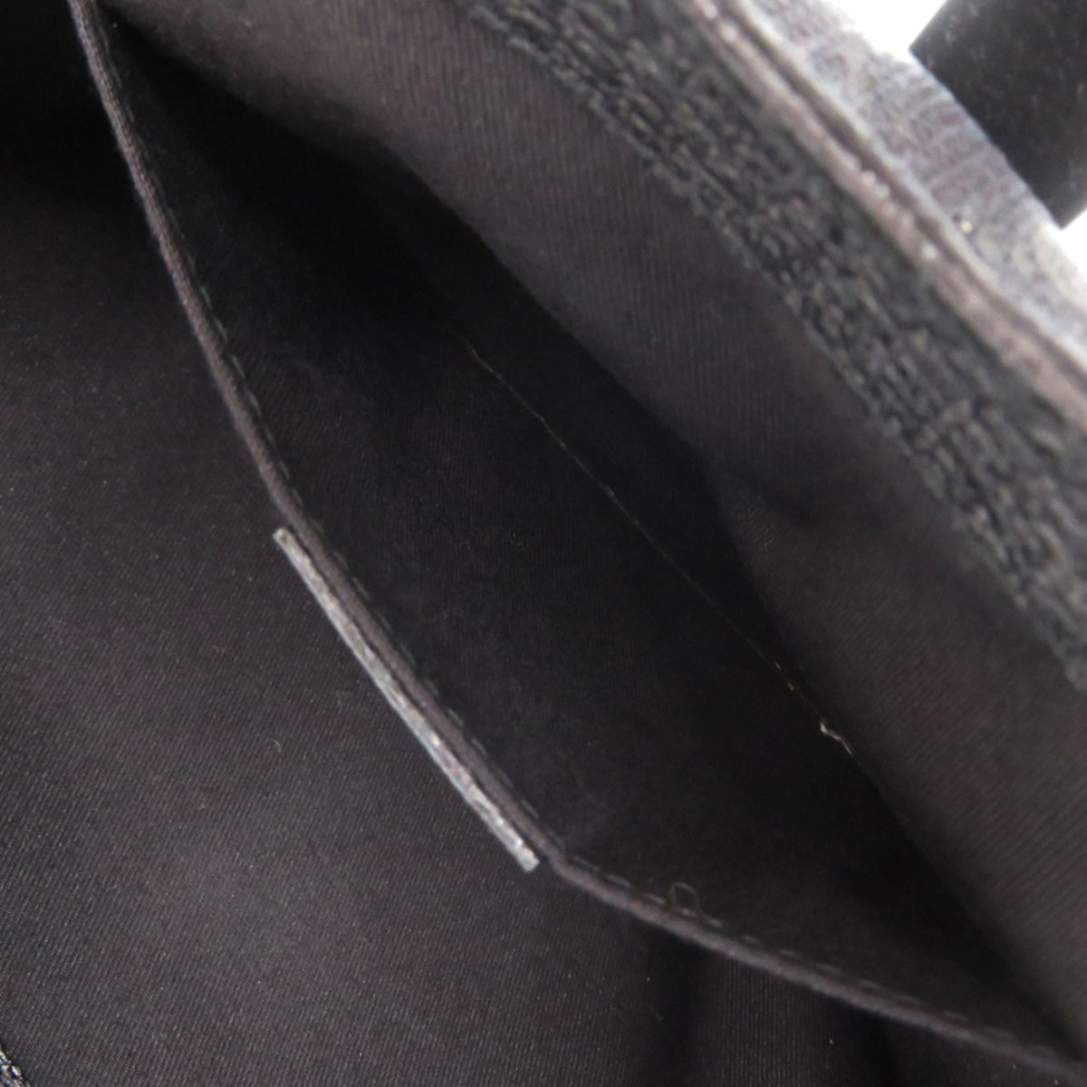 Gucci Black Canvas Cotton Canvas Handbag (Pre-Owned)
