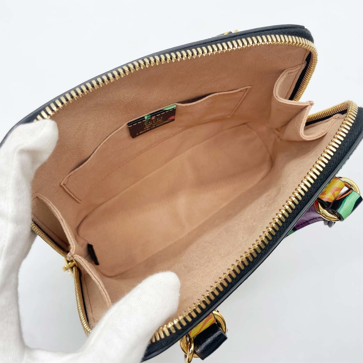 Gucci Black Leather Shoulder Bag (Pre-Owned)