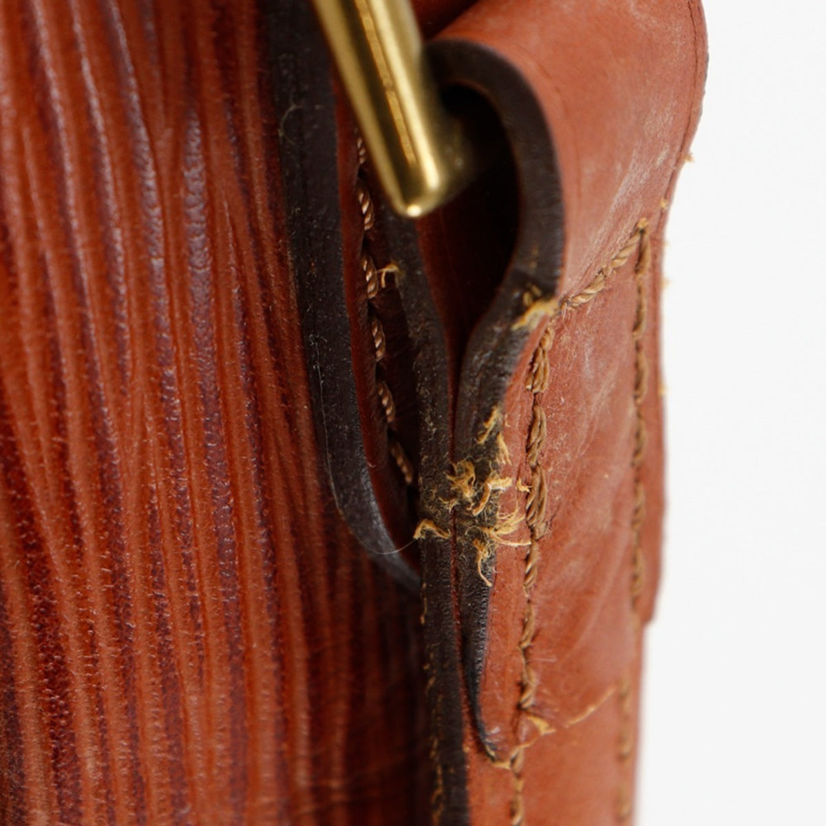 Louis Vuitton Brown Epi Leather Shoulder Bag (Pre-Owned)