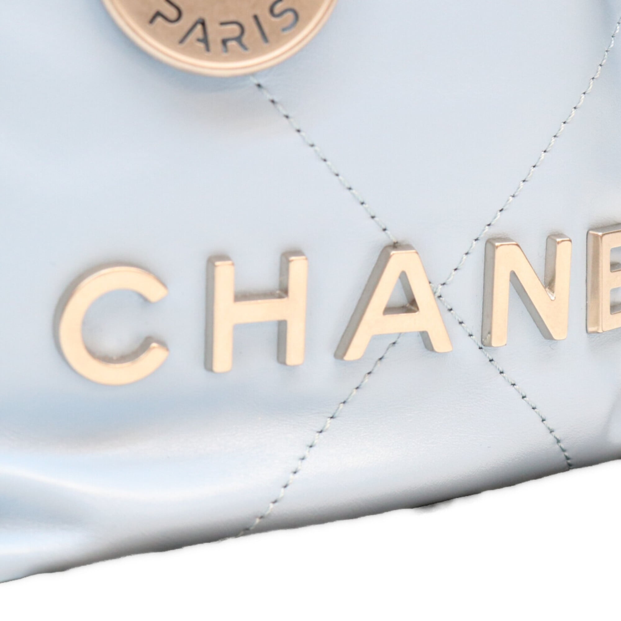 Chanel Blue Leather Shoulder Bag (Pre-Owned)