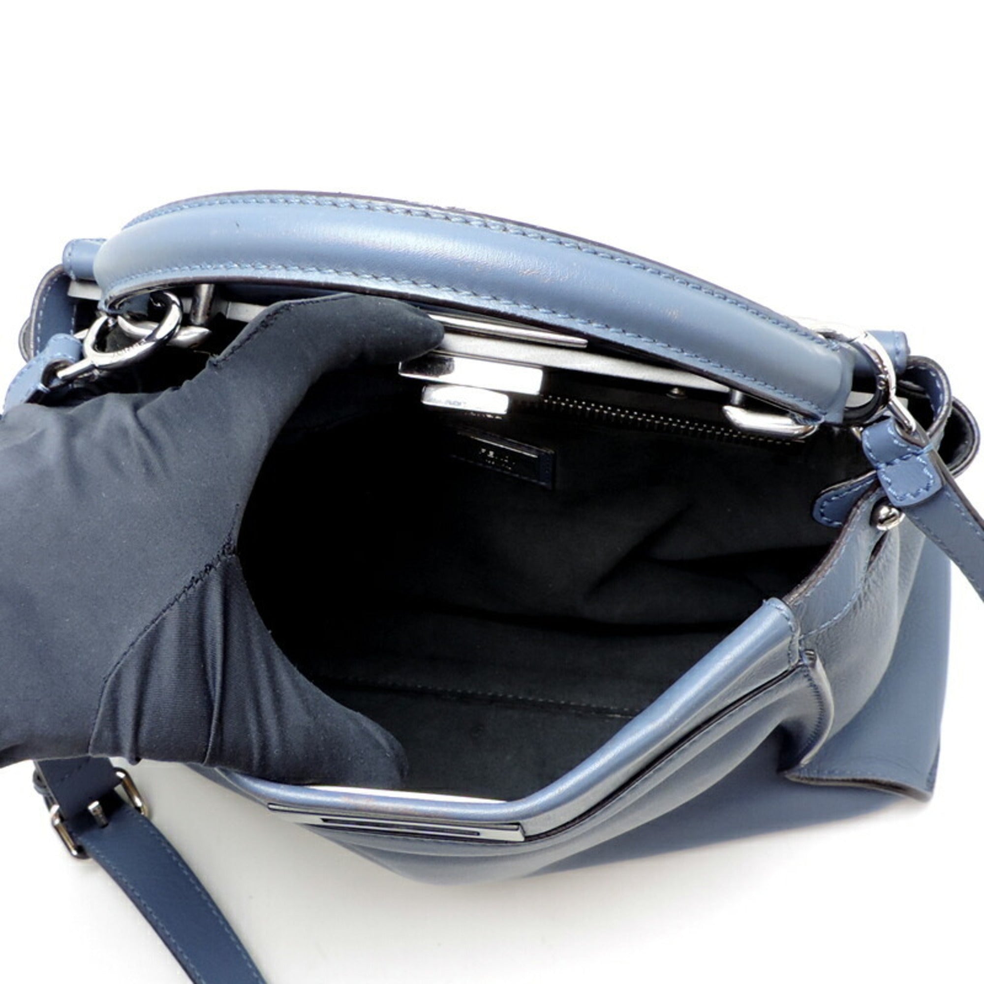 Fendi Blue Leather Handbag (Pre-Owned)