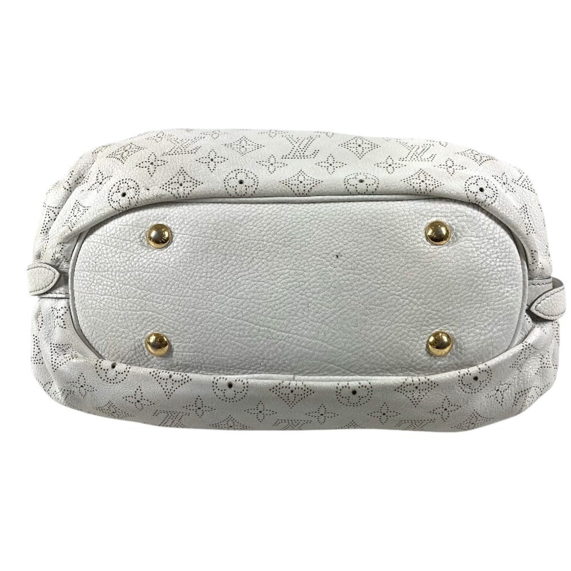 Louis Vuitton White Monogram Mahina Leather Leather Pochette Shoulder Bag (Pre-Owned)