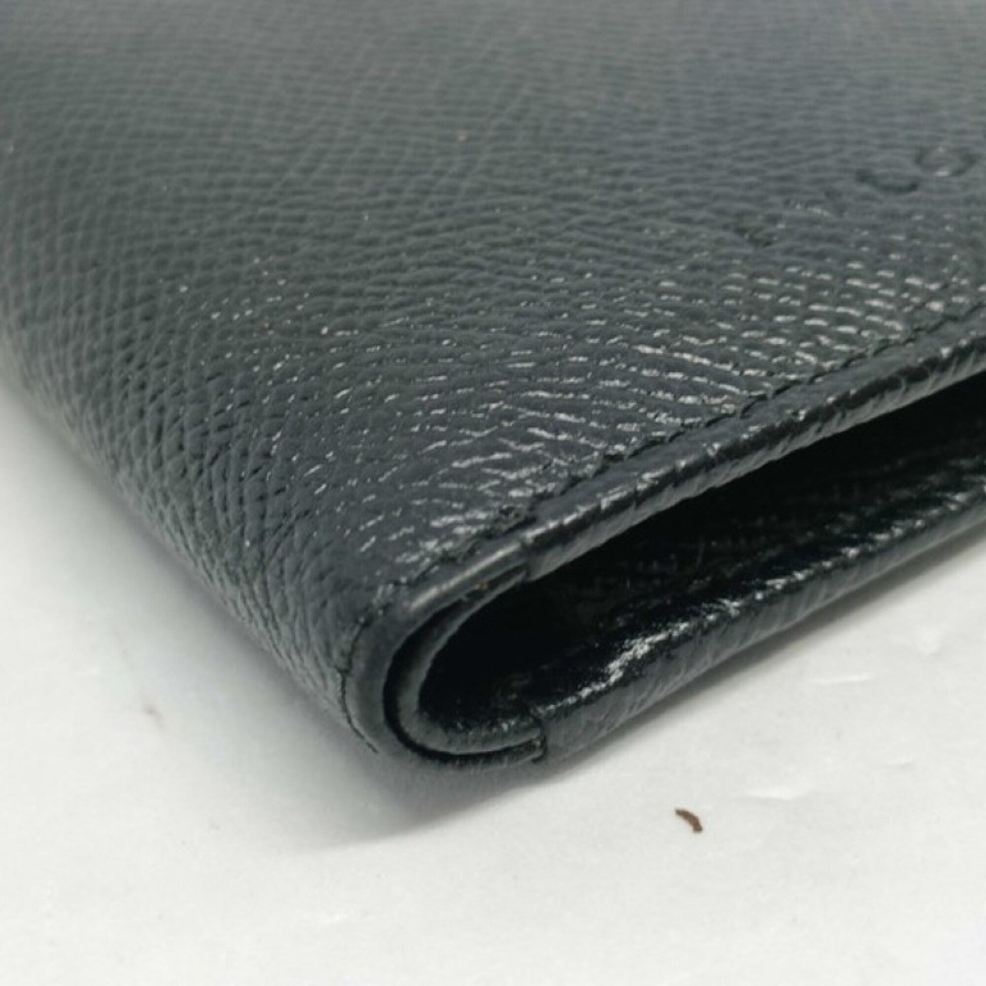 Bvlgari Black Leather Wallet (Bi-Fold) (Pre-Owned)
