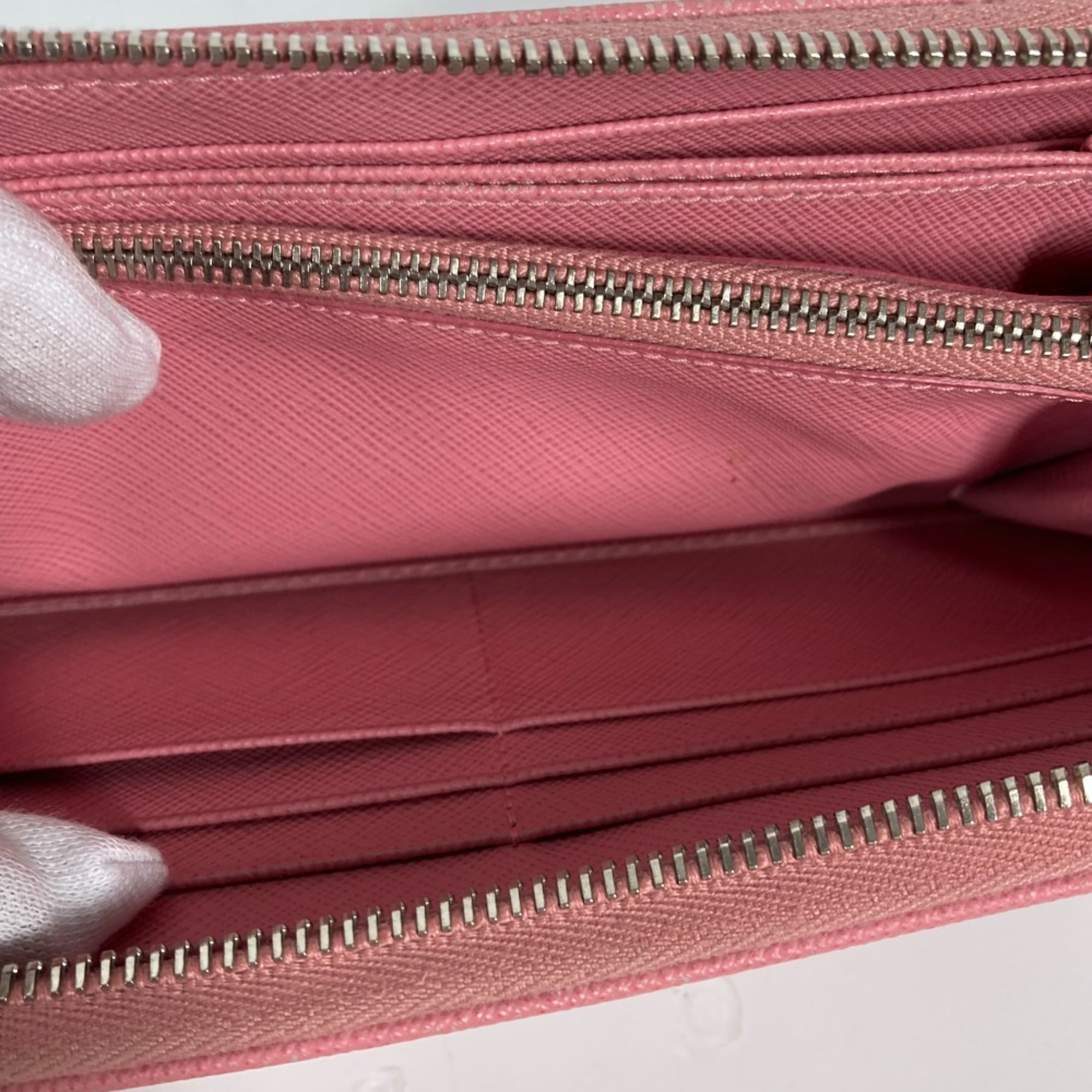 Prada Pink Other Long Wallet (Bi-Fold) (Pre-Owned)