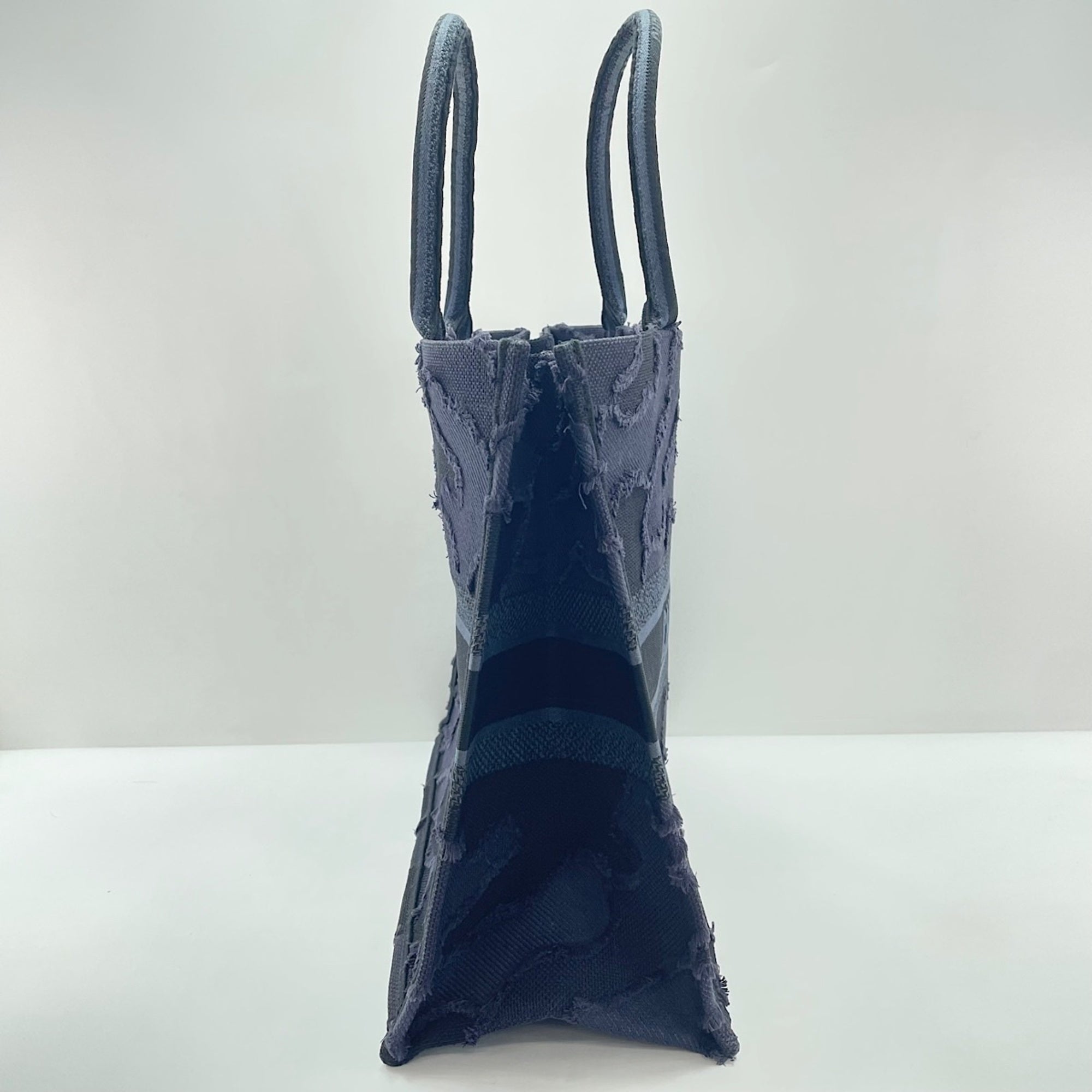 Christian Dior Navy Tote Bag (Pre-Owned)