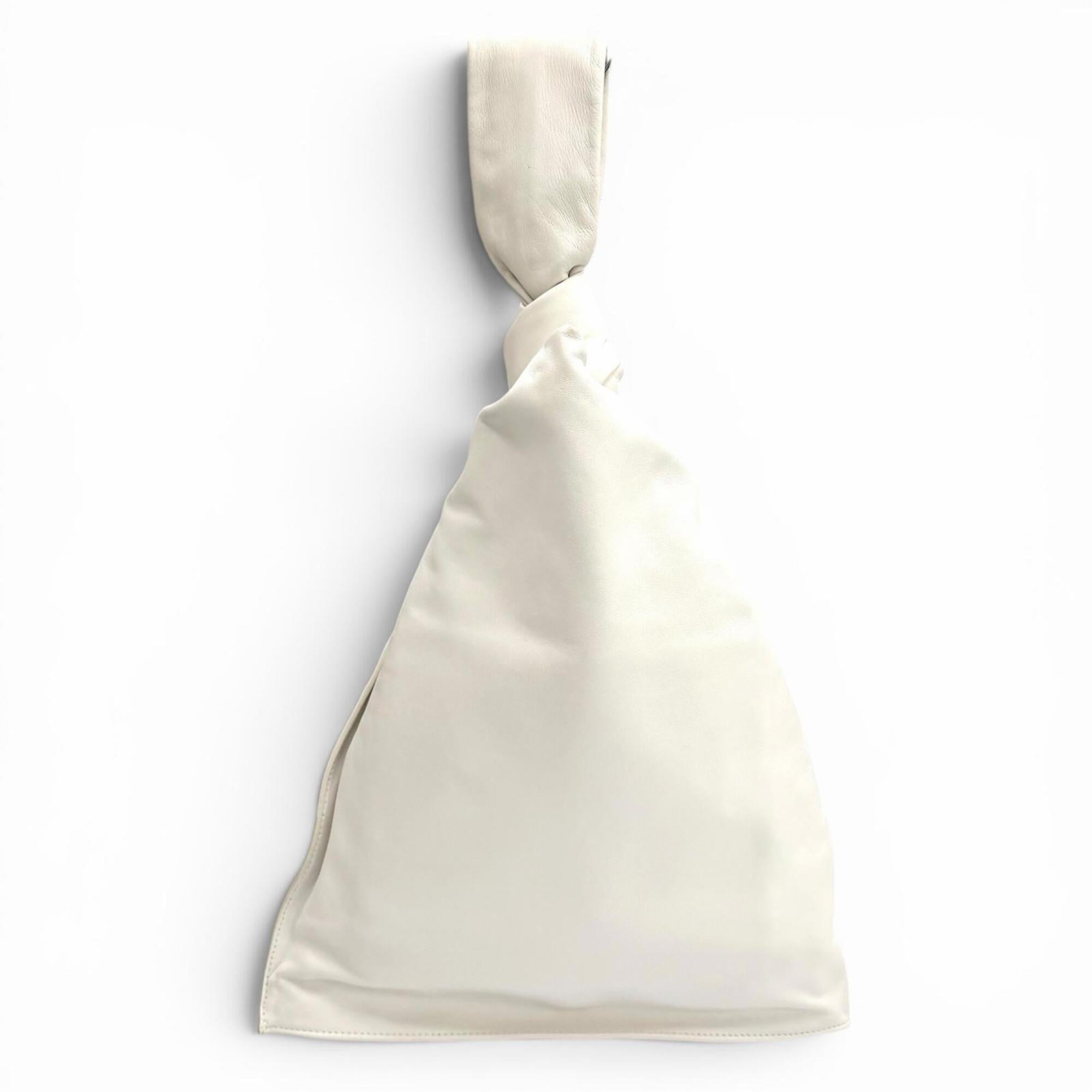 Bottega Veneta White Leather Handbag (Pre-Owned)