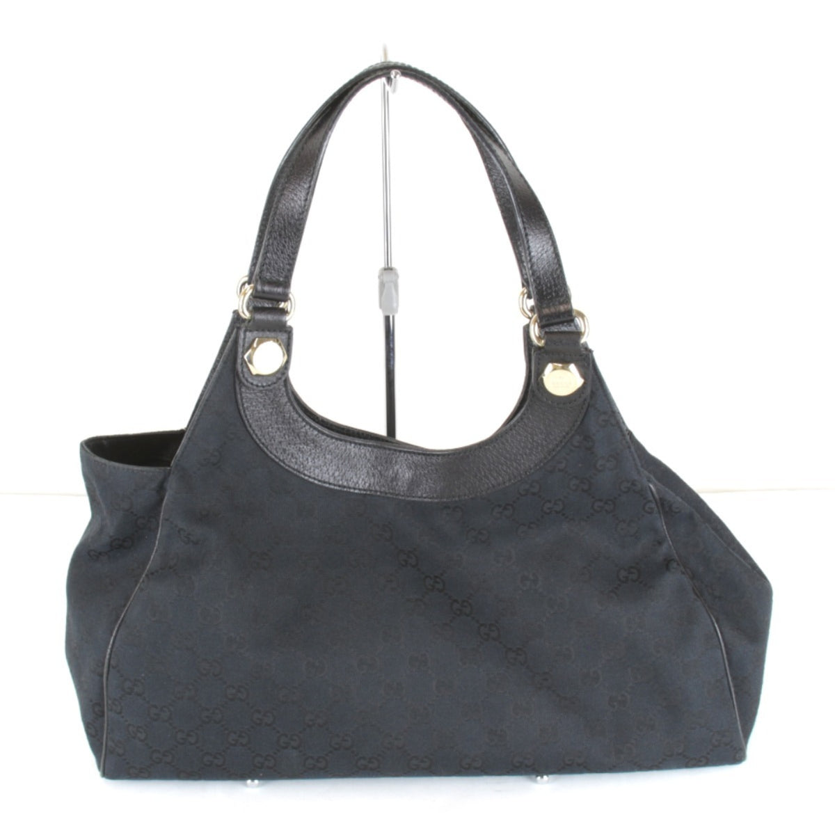Gucci Black White Gg Canvas Handbag (Pre-Owned)