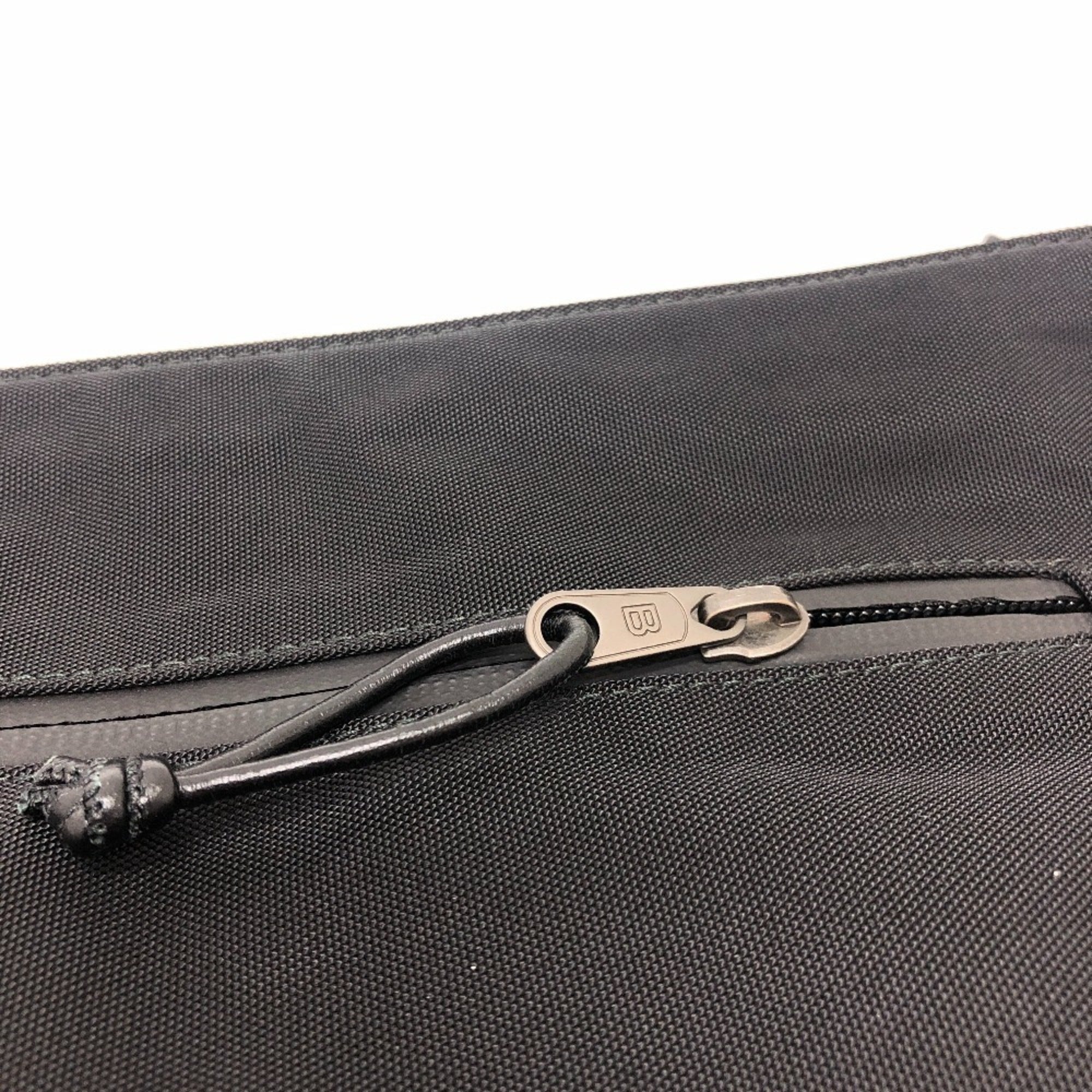 Balenciaga Black Nylon Clutch Bag Pouch (Pre-Owned)