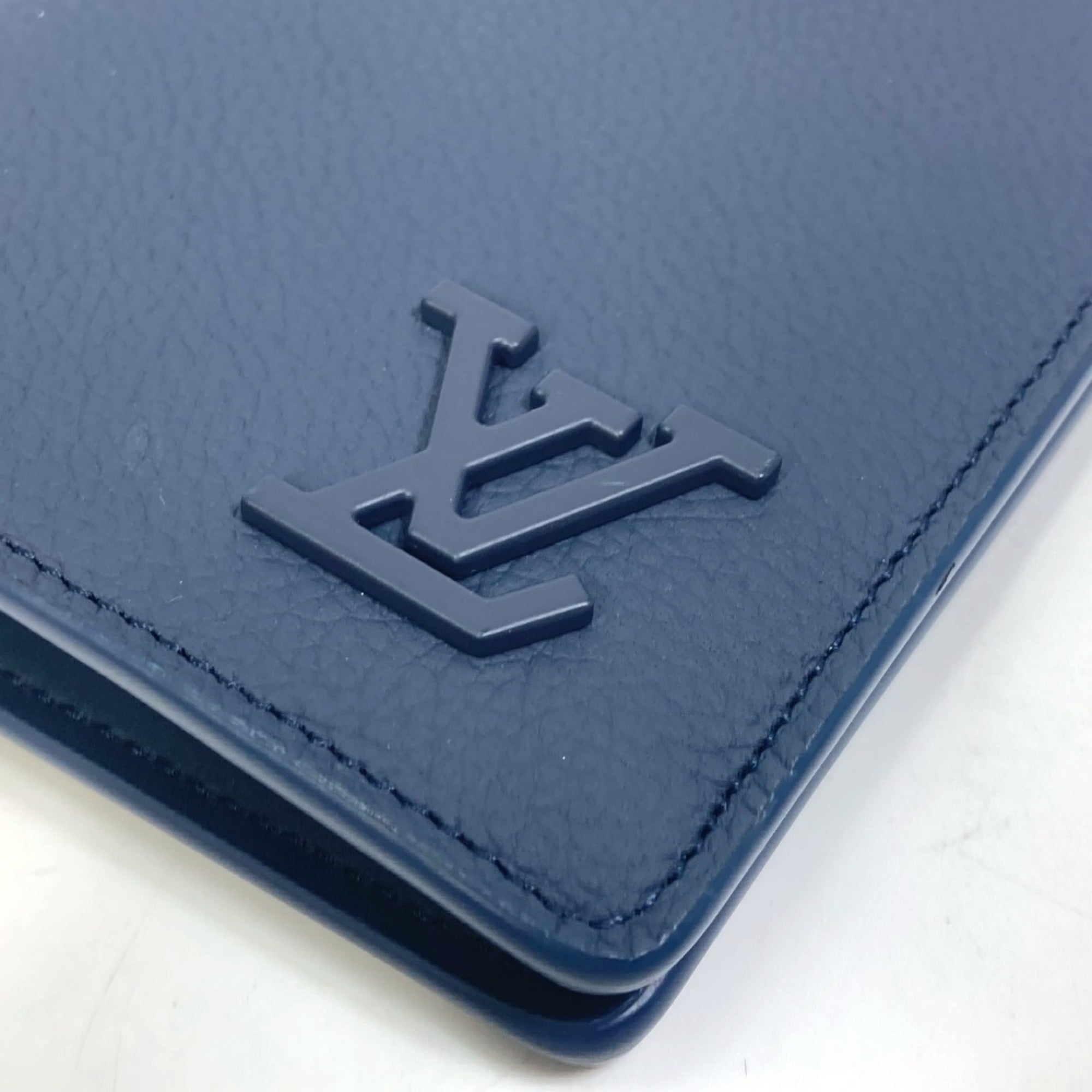 Louis Vuitton Navy Leather Long Wallet (Bi-Fold) (Pre-Owned)