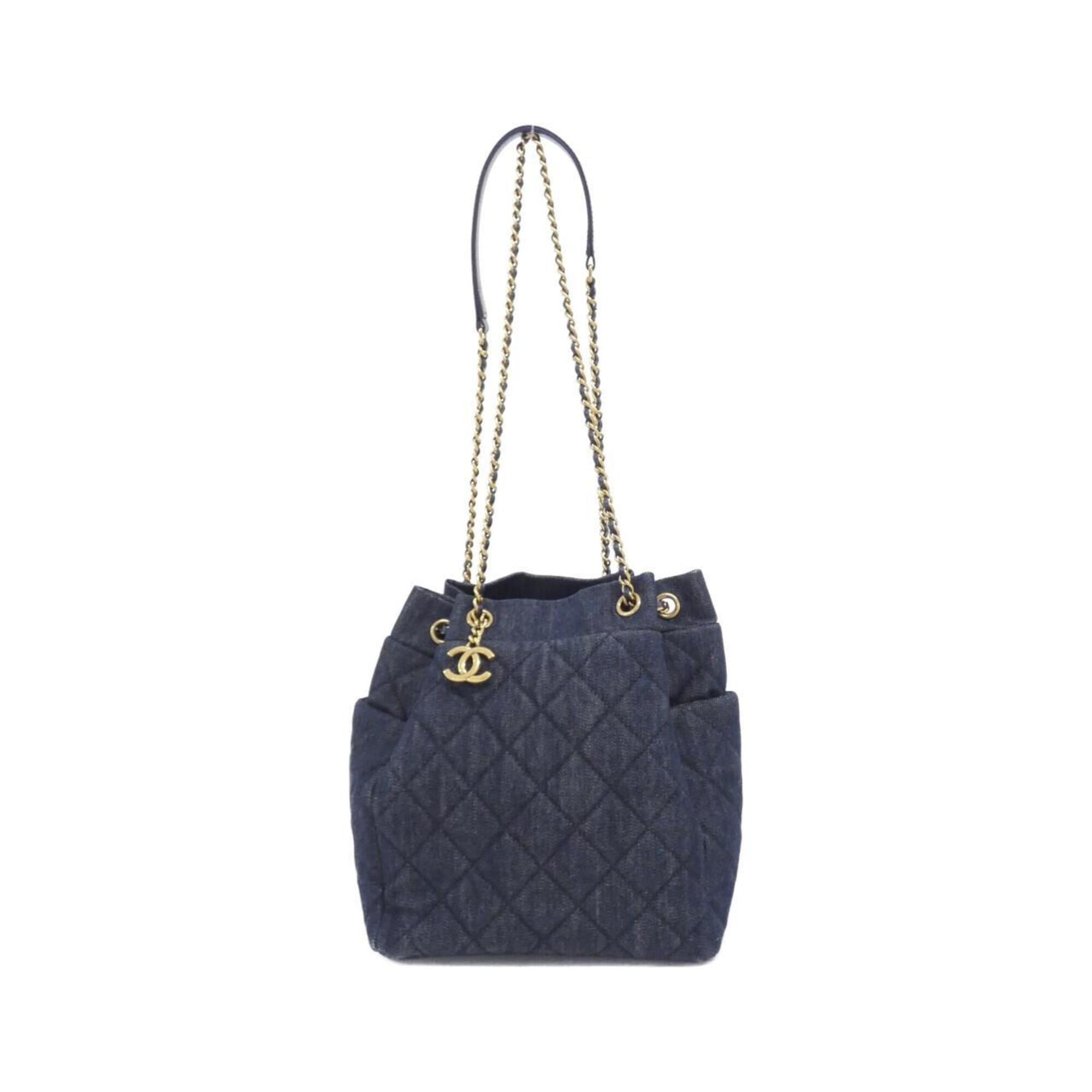 Chanel Navy Denim Shoulder Bag (Pre-Owned)