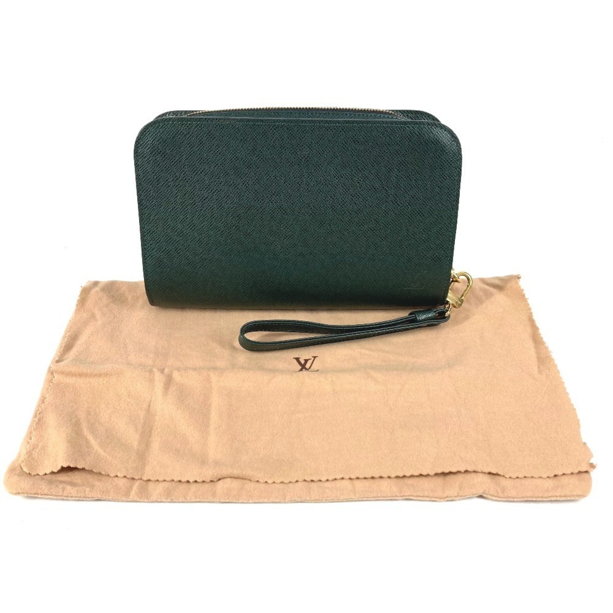 Louis Vuitton Episea Khaki Taiga Leather Leather Clutch Bag Handbag Pouch (Pre-Owned)