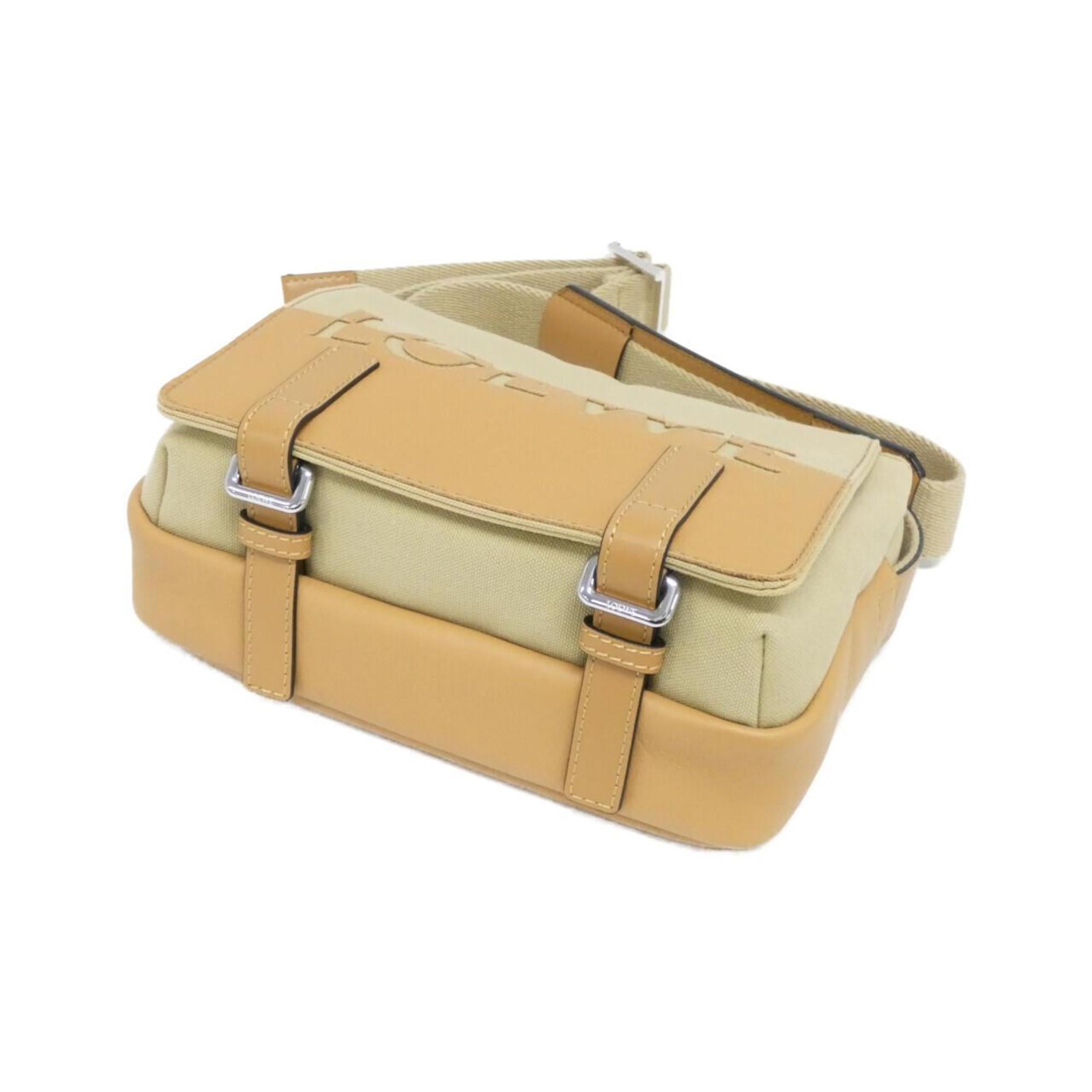 Loewe Beige Canvas Leather Shoulder Bag (Pre-Owned)