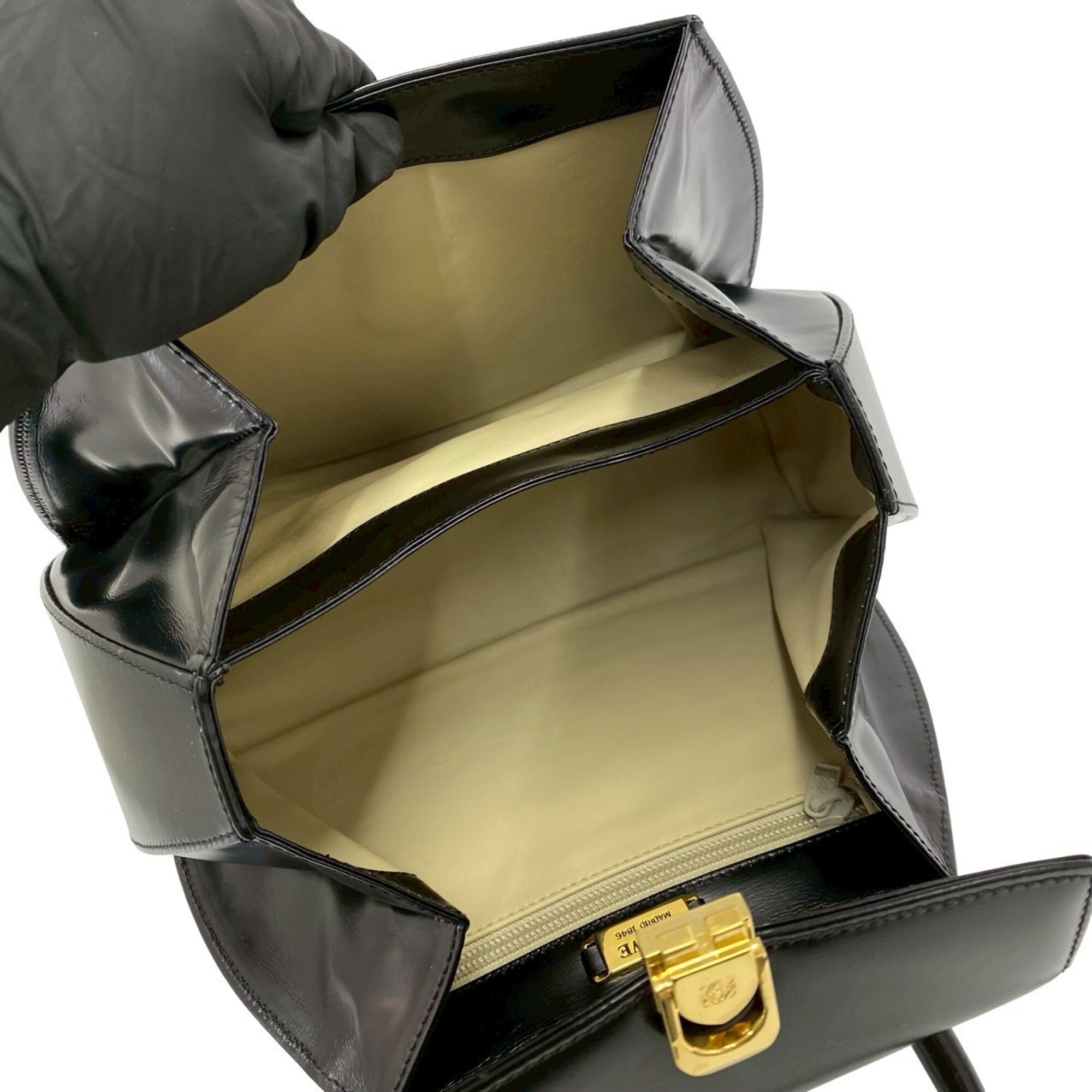 Loewe Black Leather Handbag Tote Bag (Pre-Owned)