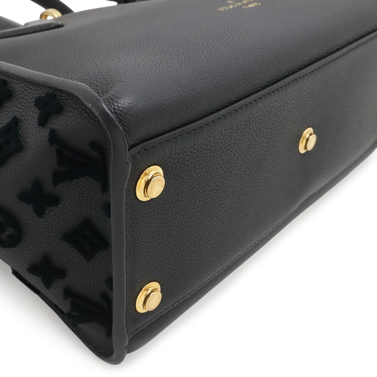 Louis Vuitton Black Noir Leather Handbag Shoulder Bag (Pre-Owned)