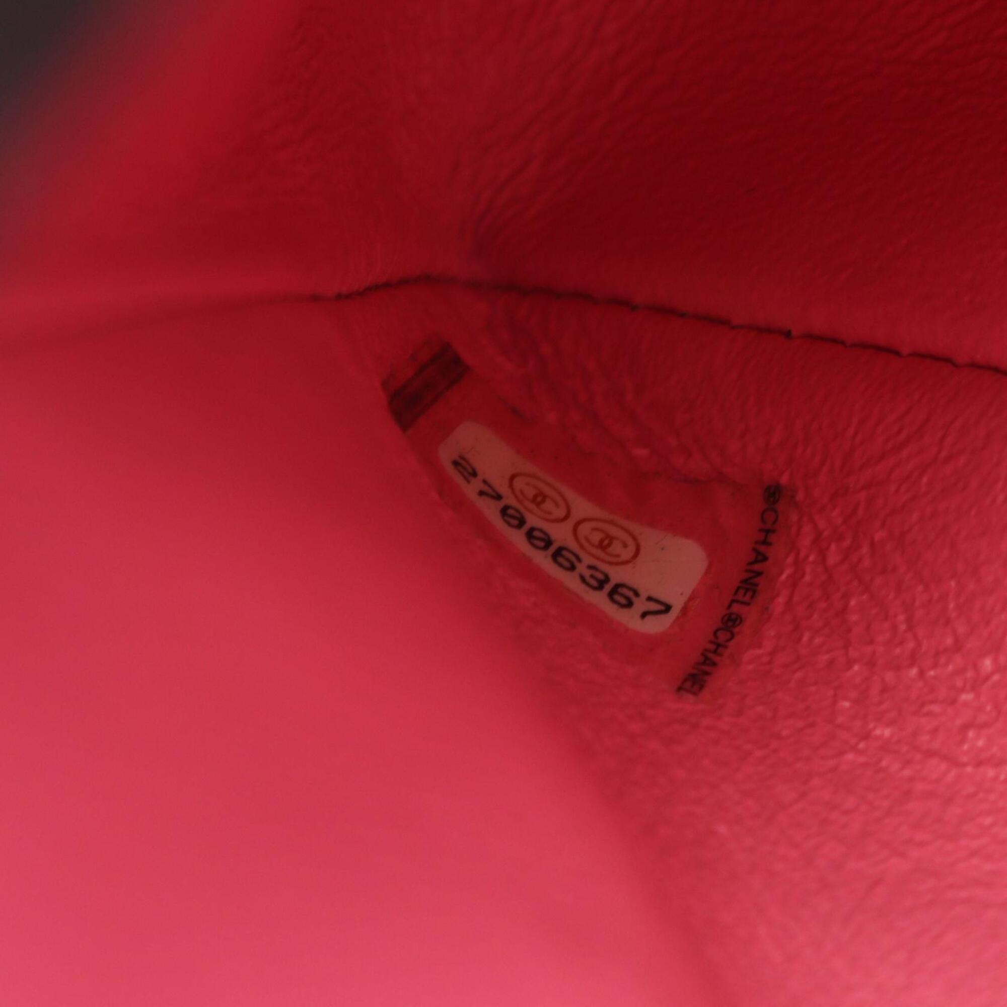 Chanel Pink Leather Handbag Shoulder Bag (Pre-Owned)