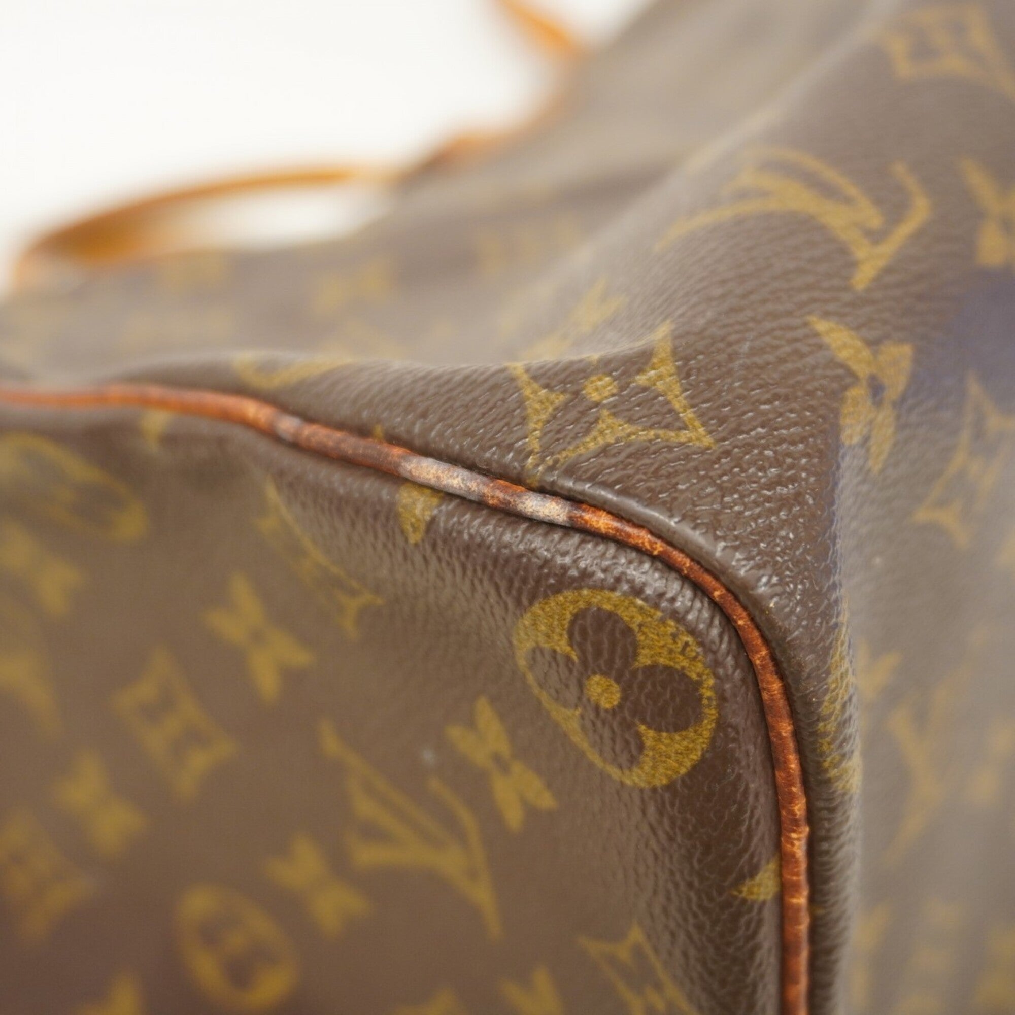 Louis Vuitton Brown Handbag (Pre-Owned)