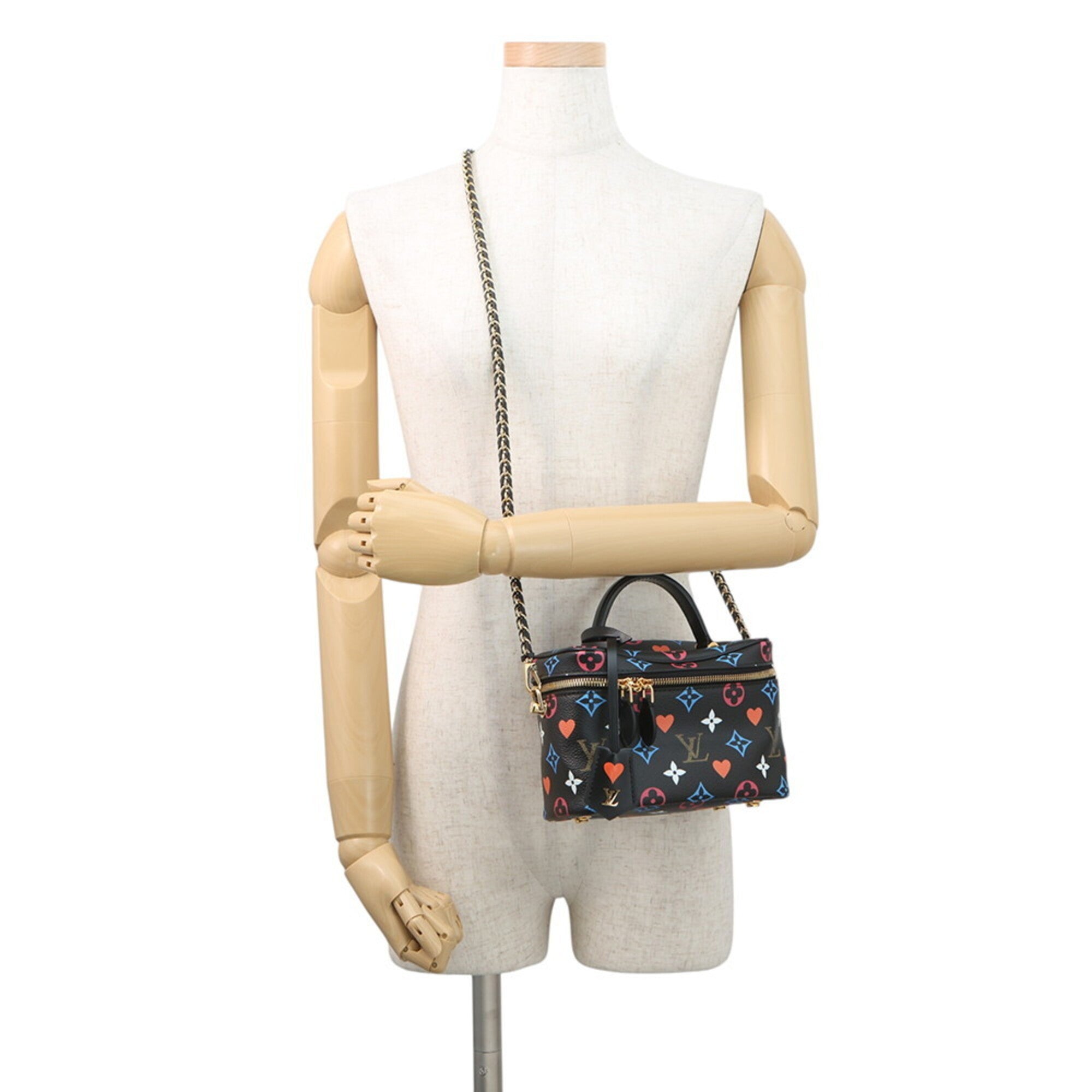 Louis Vuitton Black Noir Handbag Shoulder Bag (Pre-Owned)