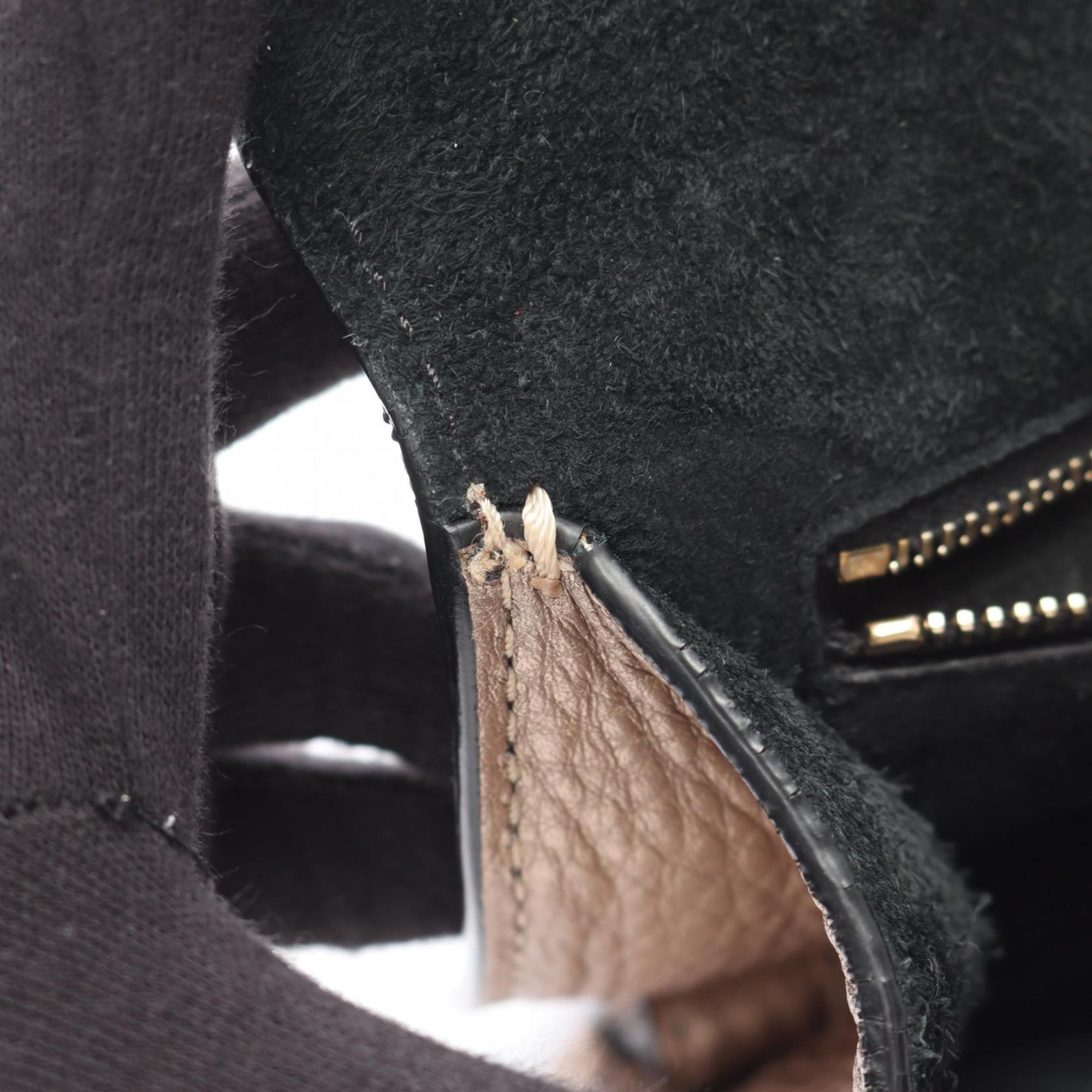 Valentino Gold Leather Shoulder Bag (Pre-Owned)