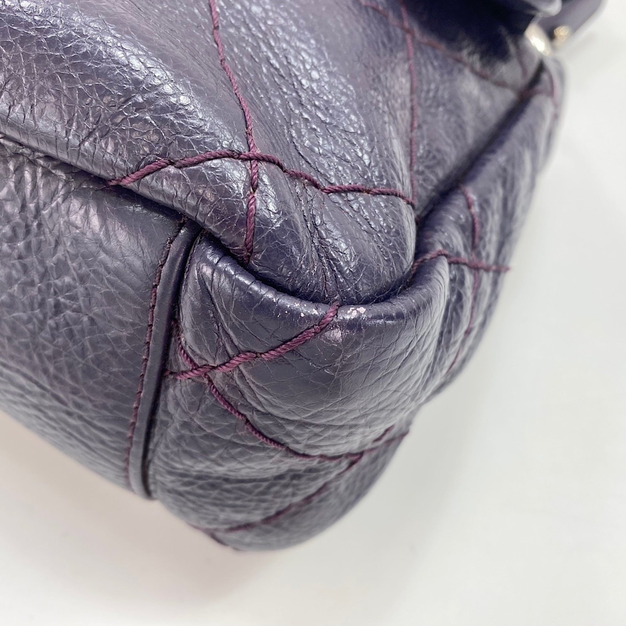 Chanel Purple Shoulder Bag (Pre-Owned)