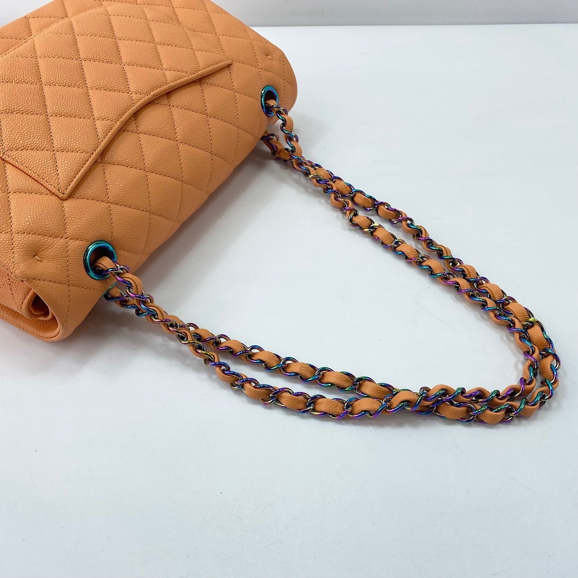 Chanel Orange Shoulder Bag (Pre-Owned)