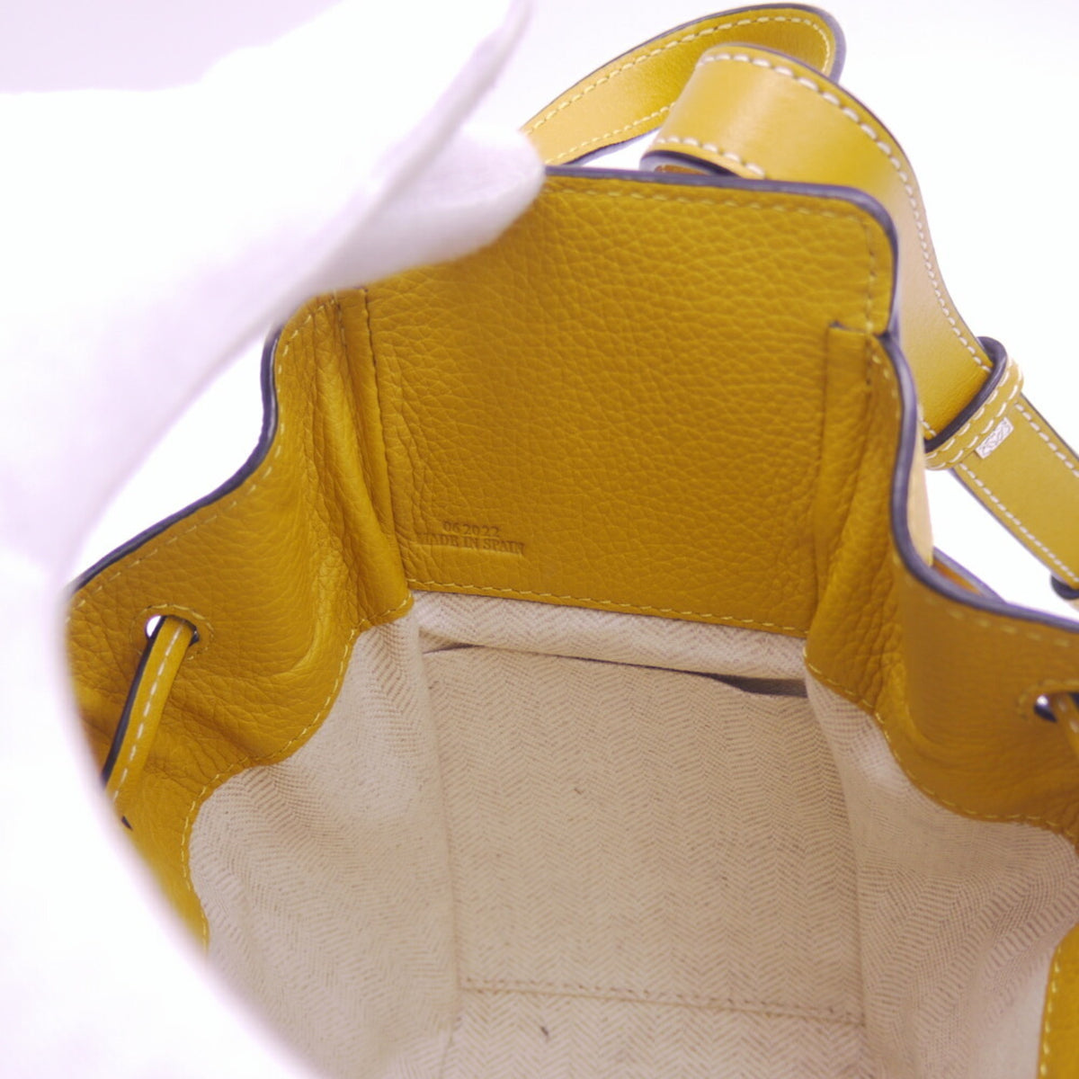 Loewe Yellow Shoulder Bag (Pre-Owned)