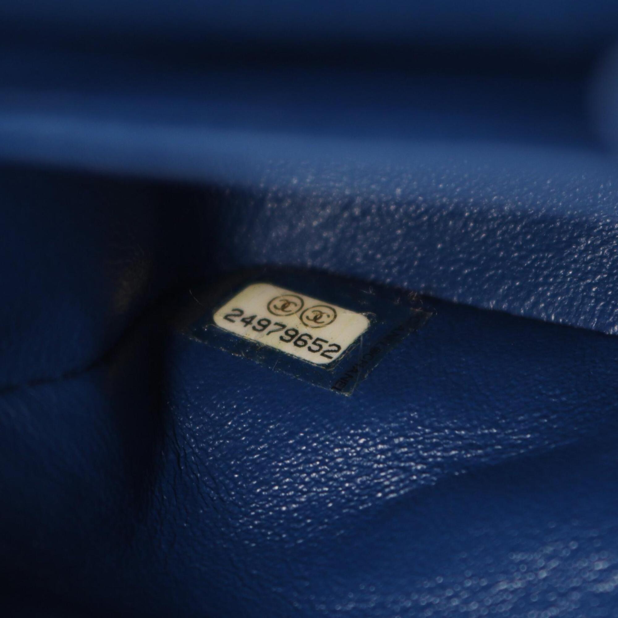 Chanel Blue Grained Calfskin Handbag Shoulder Bag (Pre-Owned)