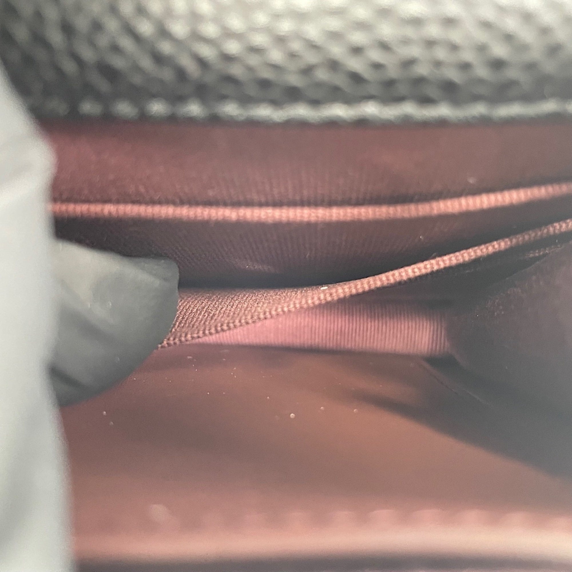 Chanel Black Shoulder Bag (Pre-Owned)