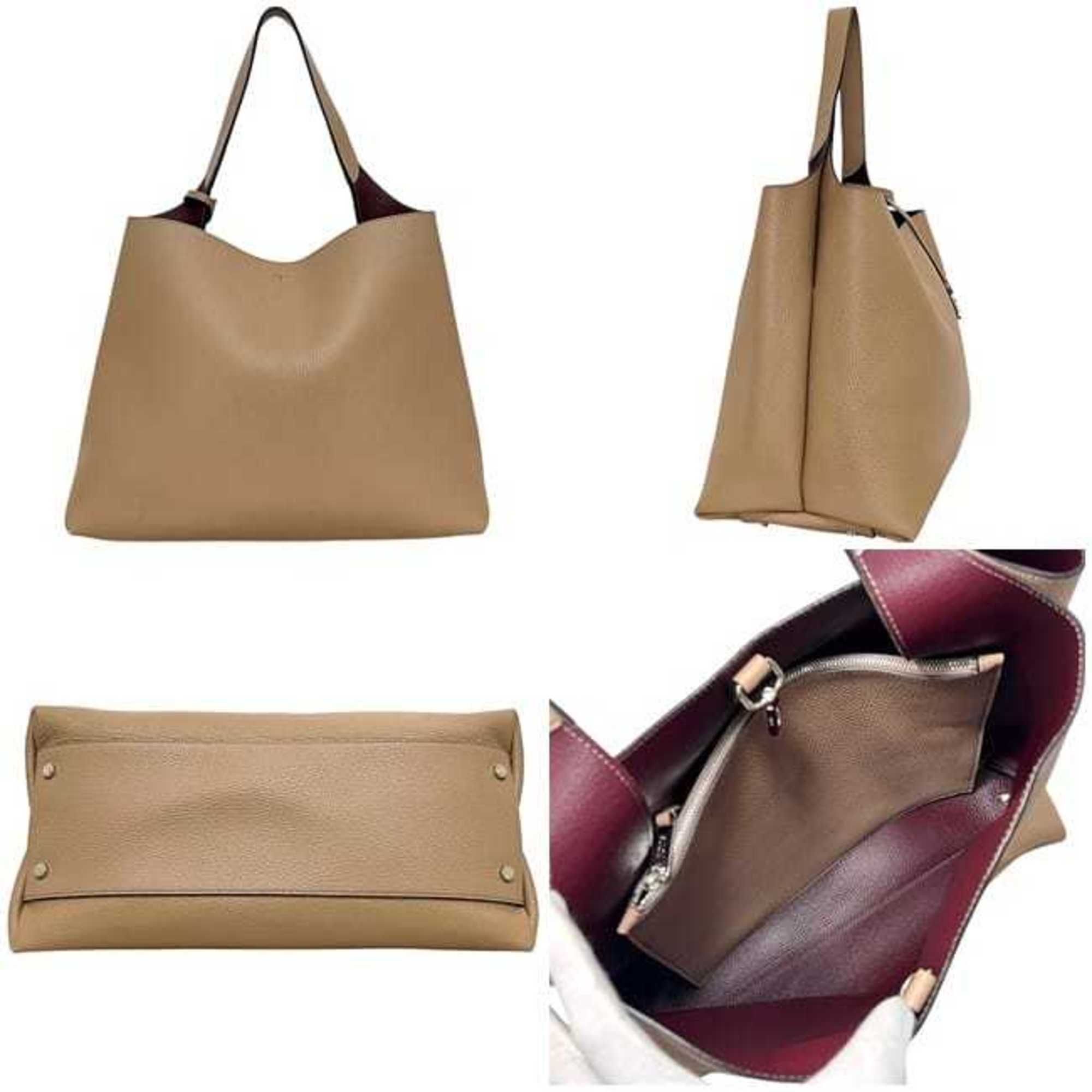 Tod's Beige Leather Tote Bag (Pre-Owned)