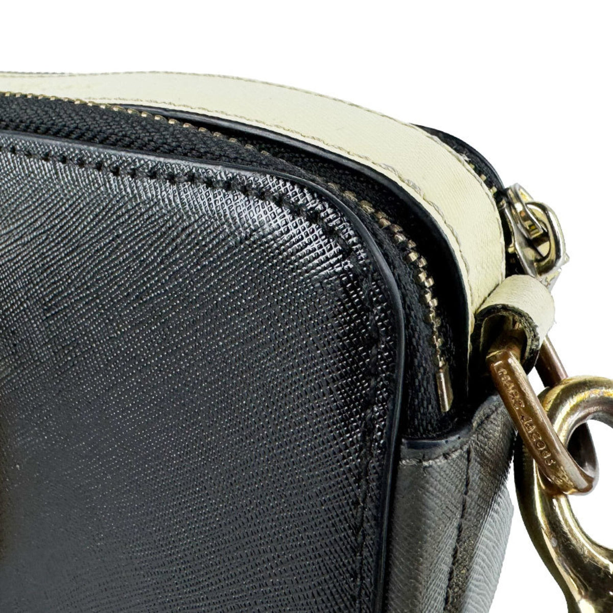 Marc Jacobs Black Gray Ivory Coated Canvas Shoulder Bag (Pre-Owned)