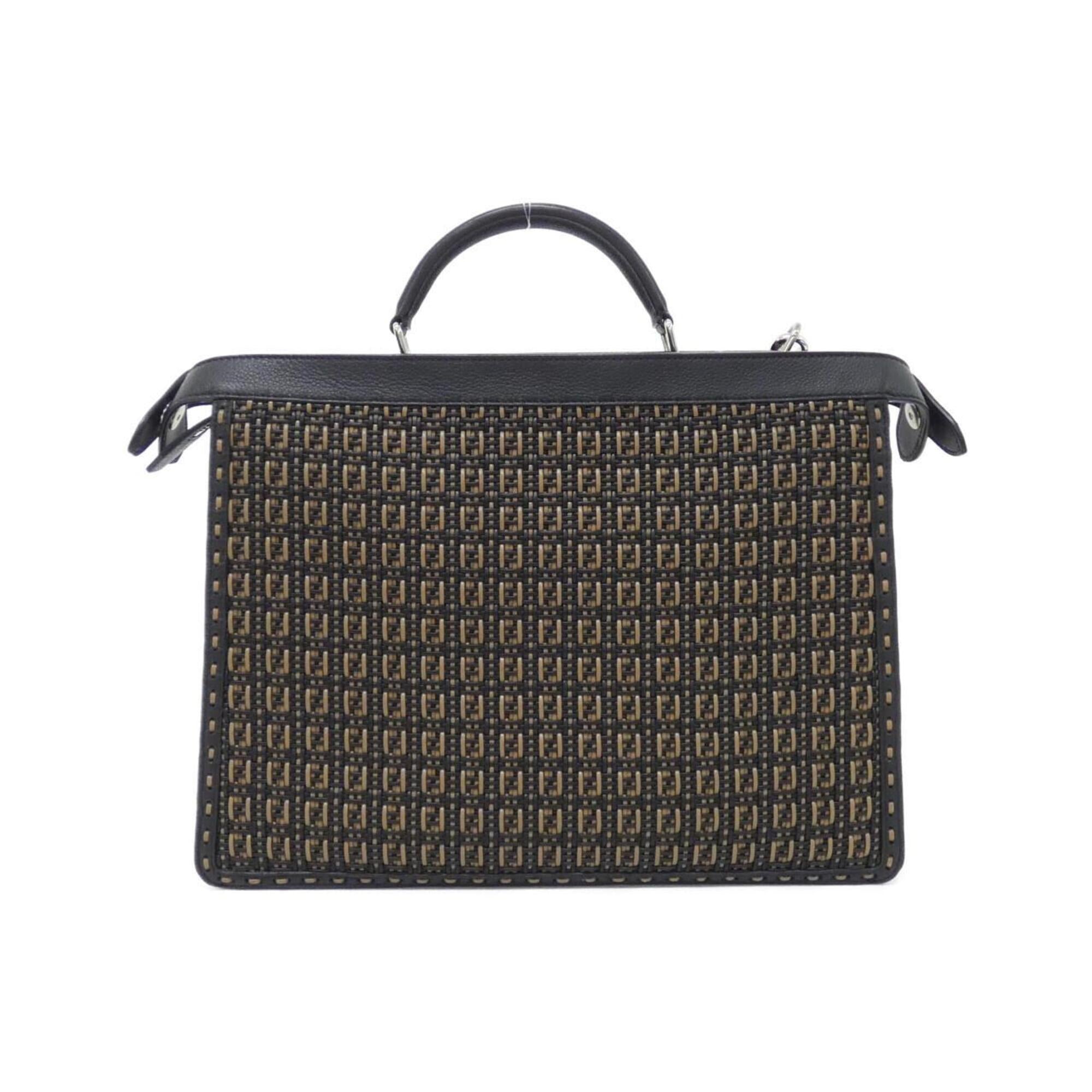 Fendi Black Sand Leather Handbag (Pre-Owned)